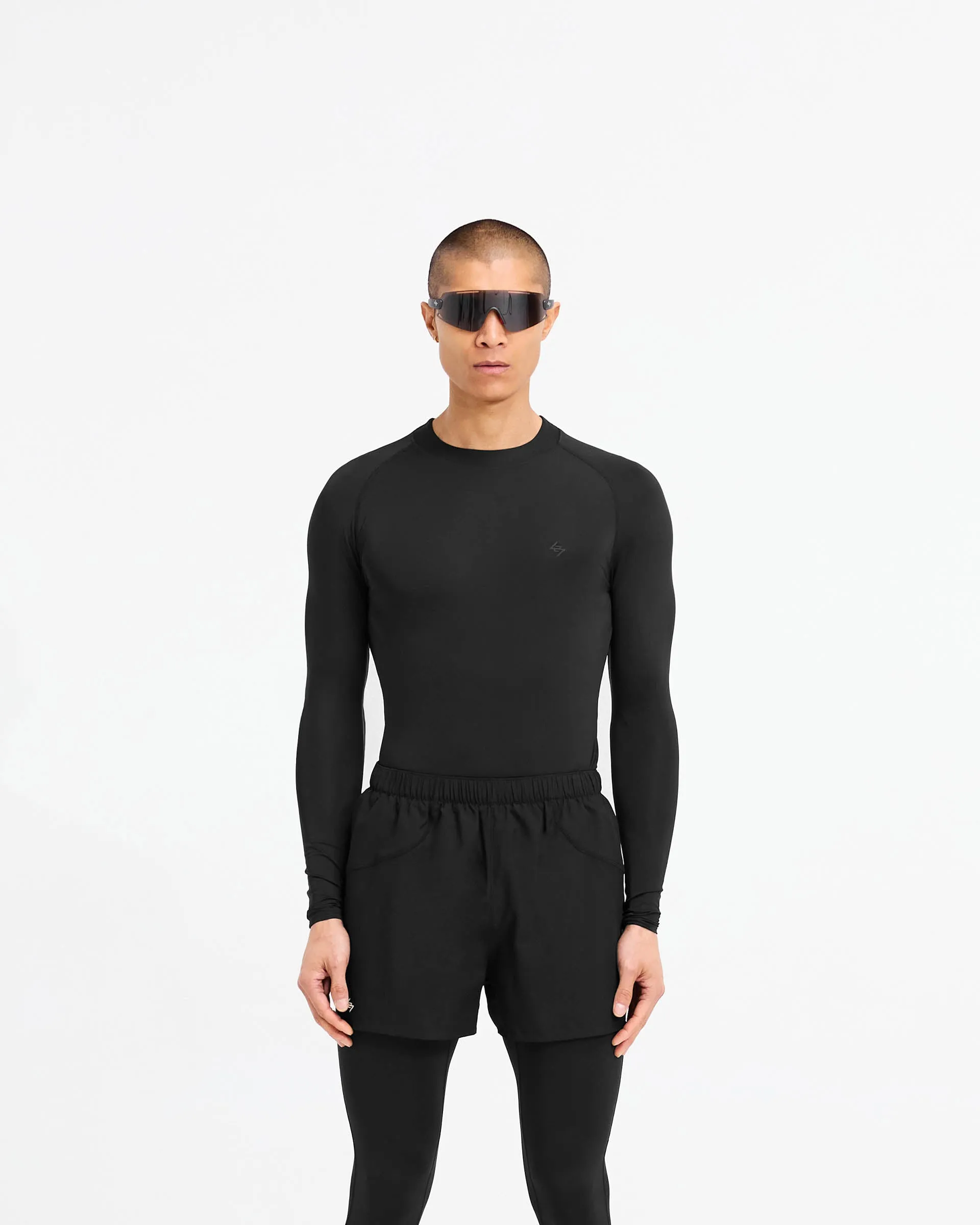247 Compound Long Sleeve T-Shirt - Black Travel Trend Look