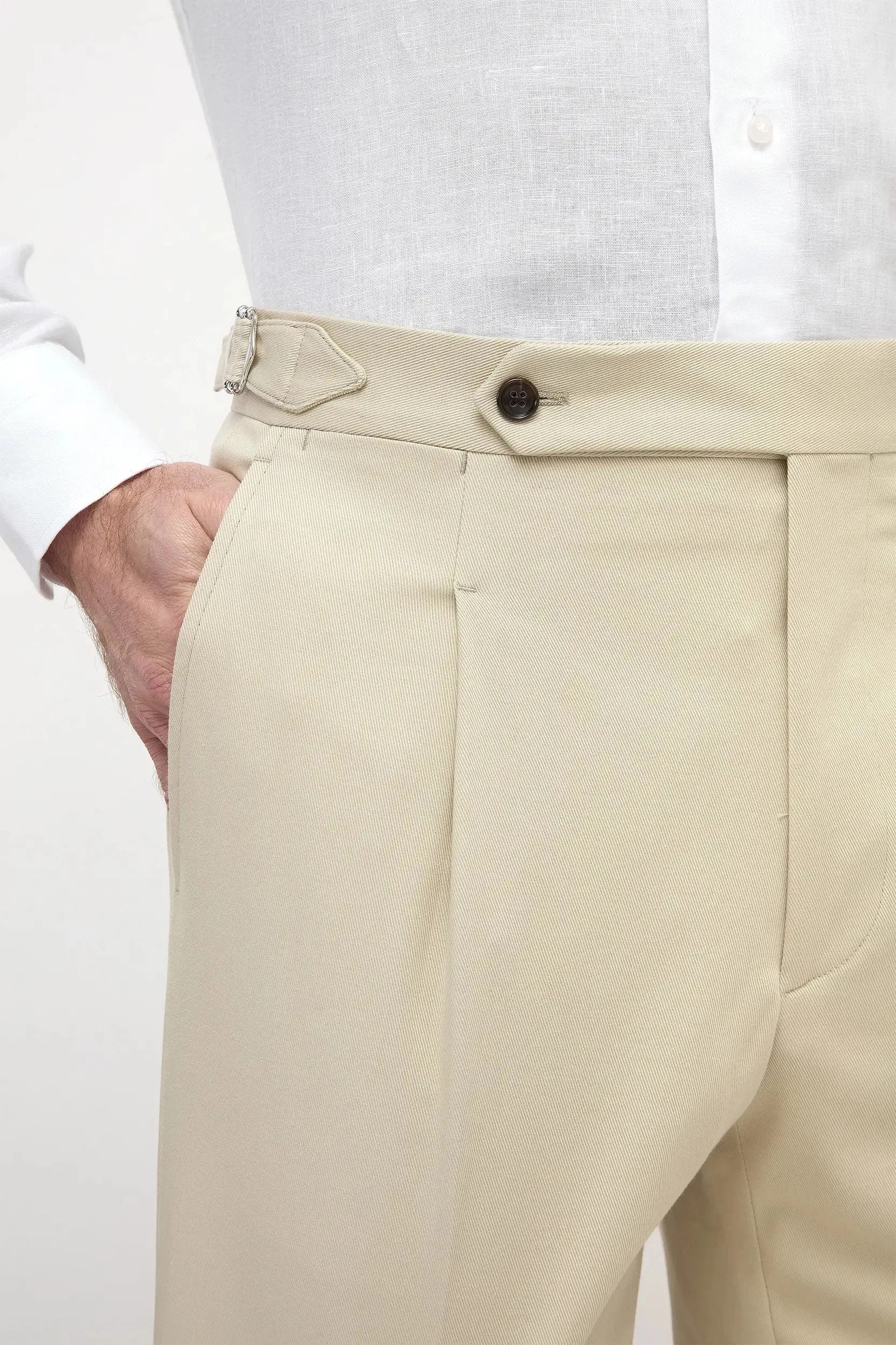 Comfortable Shorts Beige cotton shorts - Made in Italy