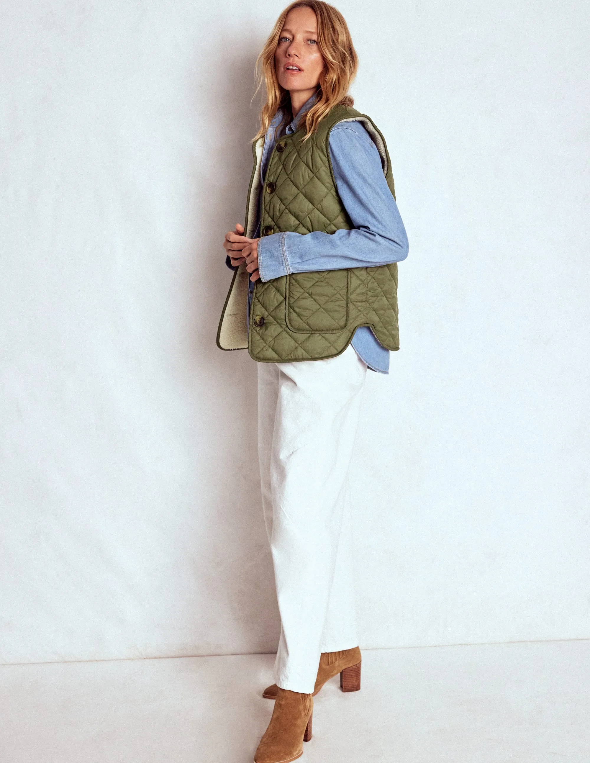 Clerkenwell Reversible Gilet-Woodland Green, Natural Borg Temperature Regulating Membrane