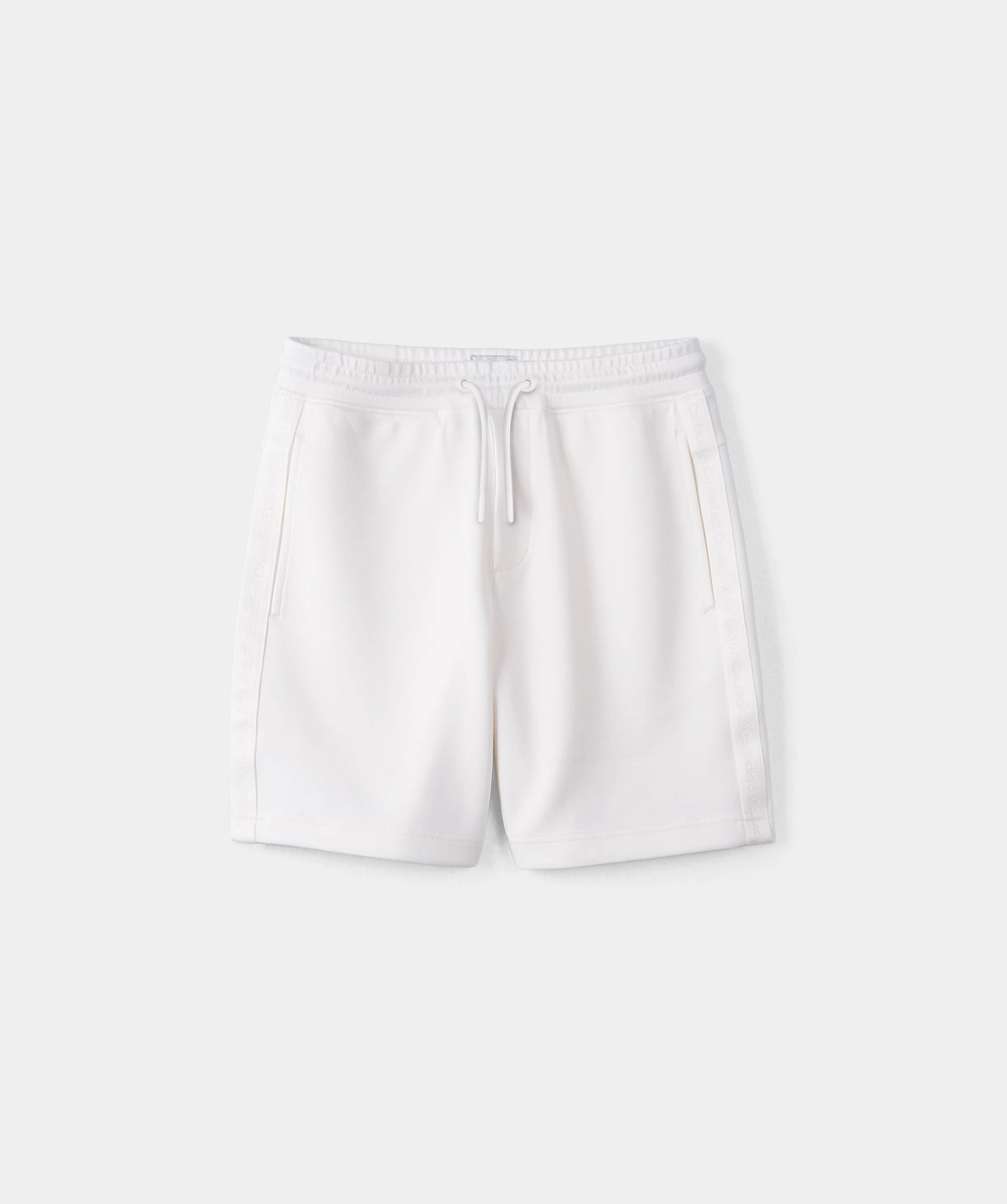 The Luxe Romford Short - Ecru Breathable Stretch Neutral Tones