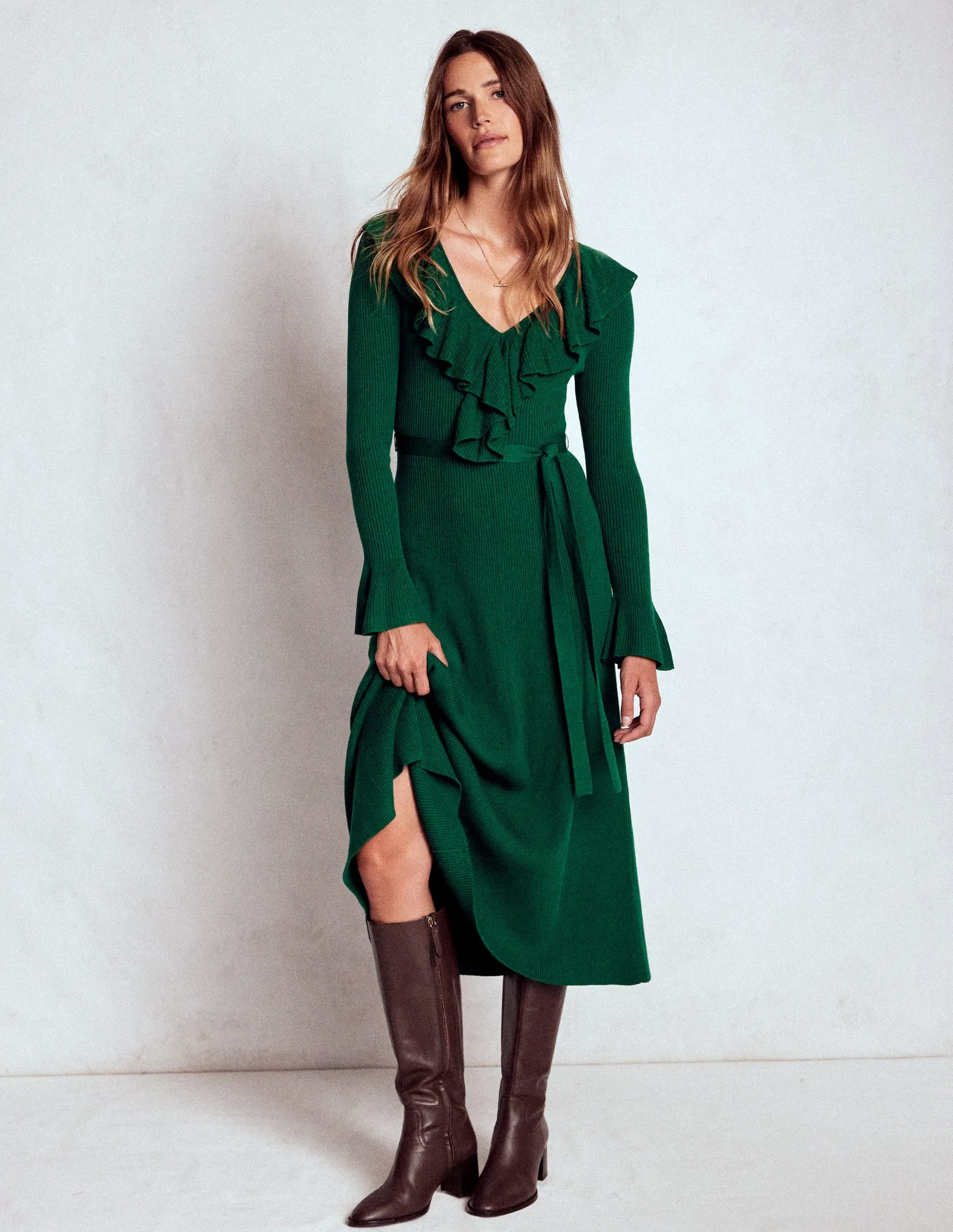 Tailored Comfort Ruffled Ribbed Dress-Emerald Night