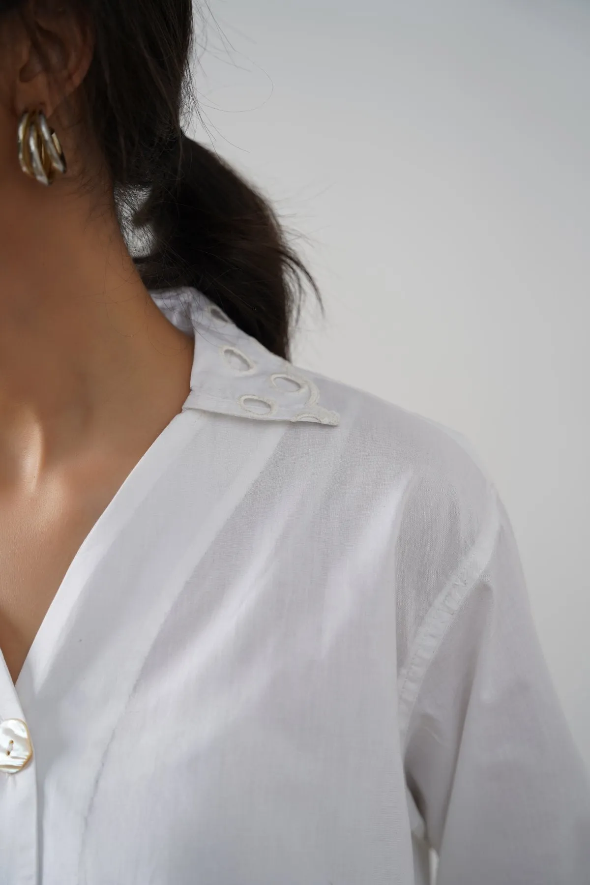 Holiday Travel CREME CUTWORK COLLAR SHIRT