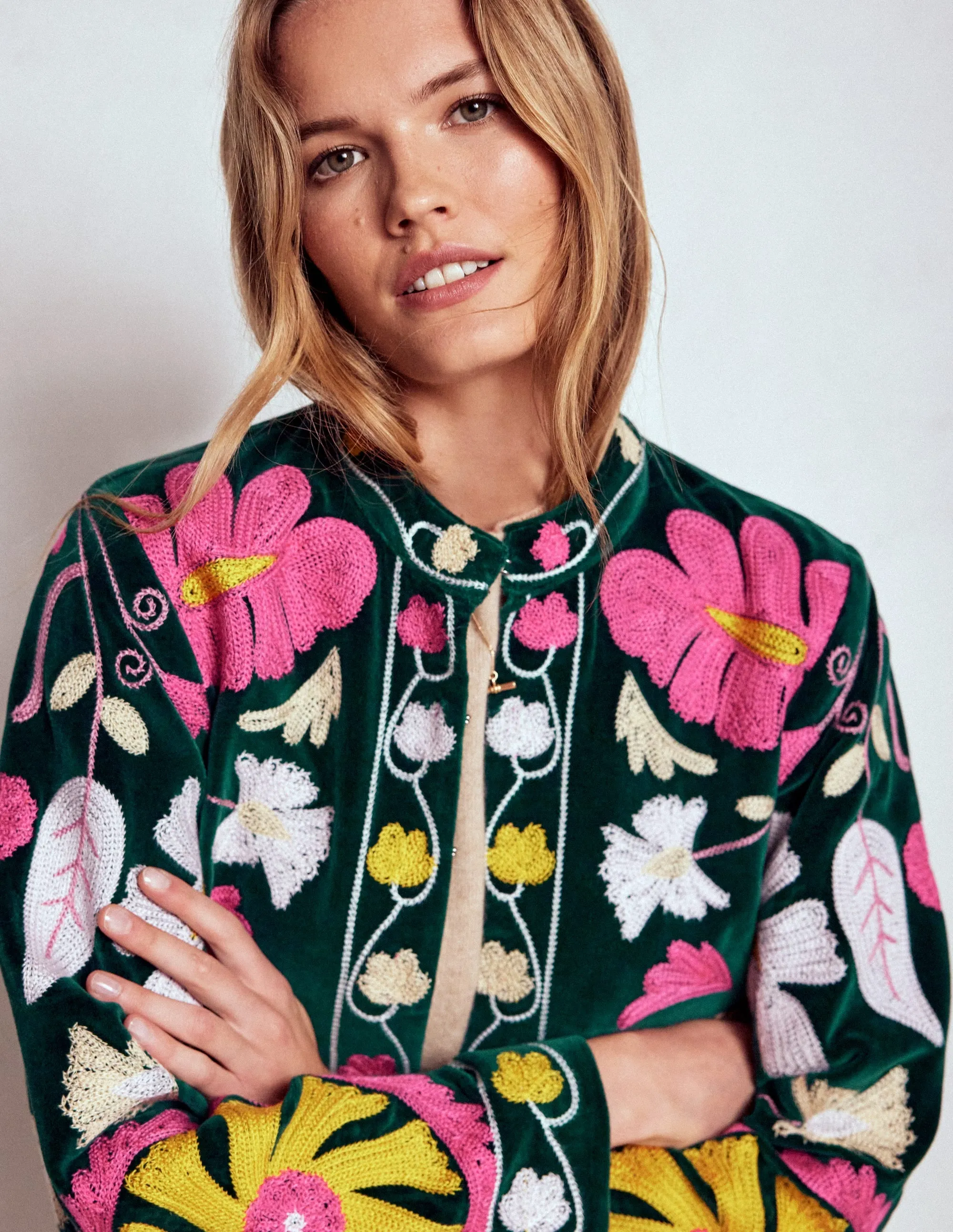 RubberizedTrim Windproof Thermal Shell Embroidered Souvenir Jacket-Emerald Night Embroidery