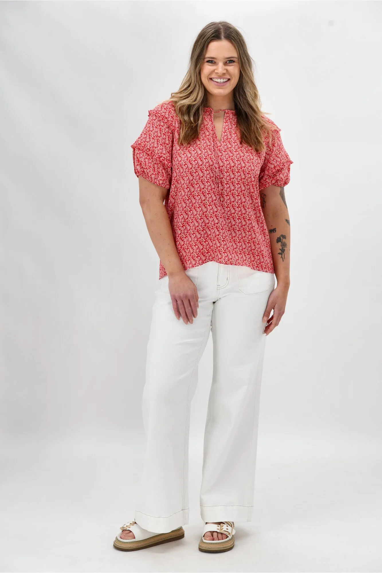 DoubleNeedle Stitching Gloss The Label Clea Frill Detail Puff Sleeve Top Print