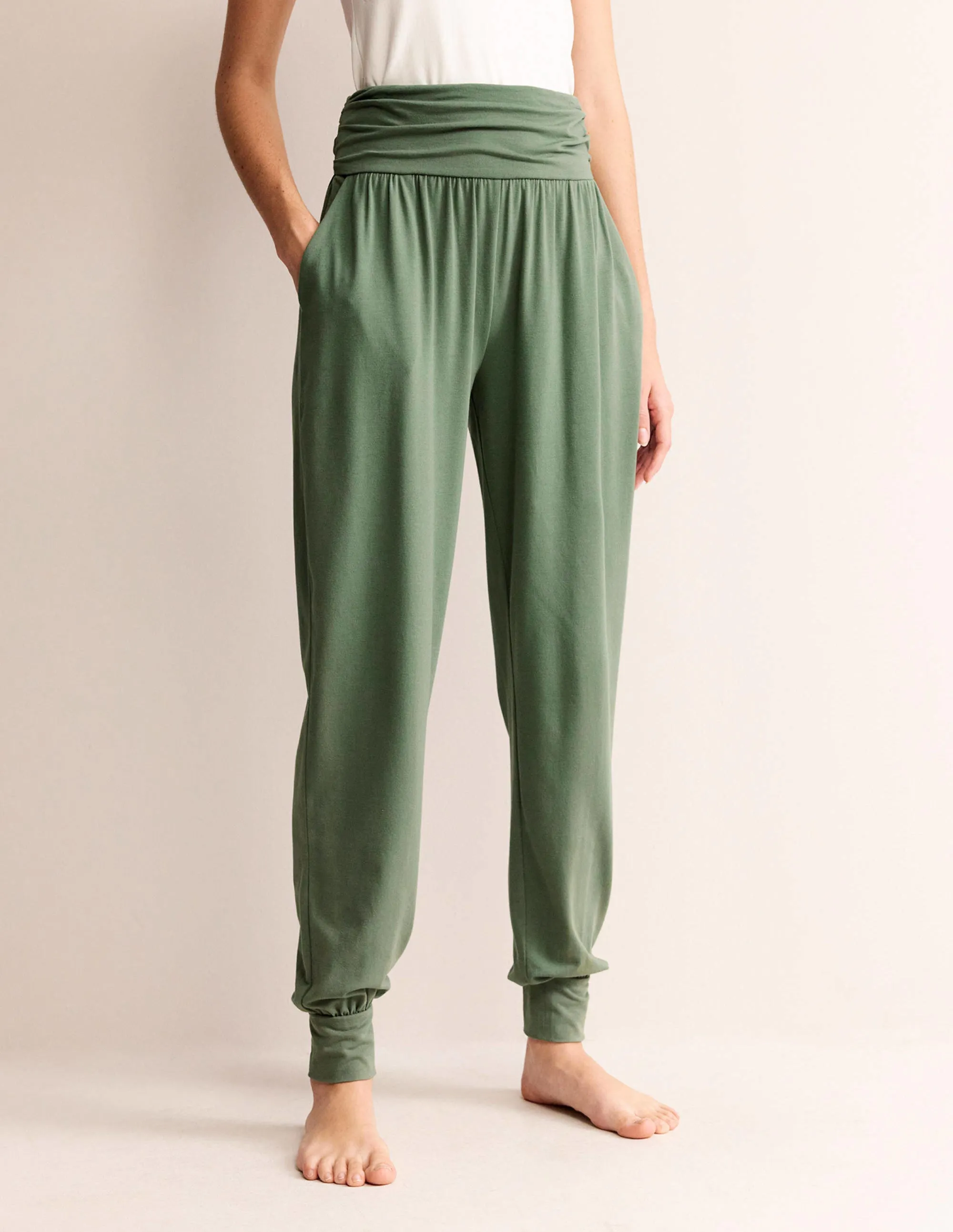 Fashionable Design Hareem Jersey Joggers-Alder