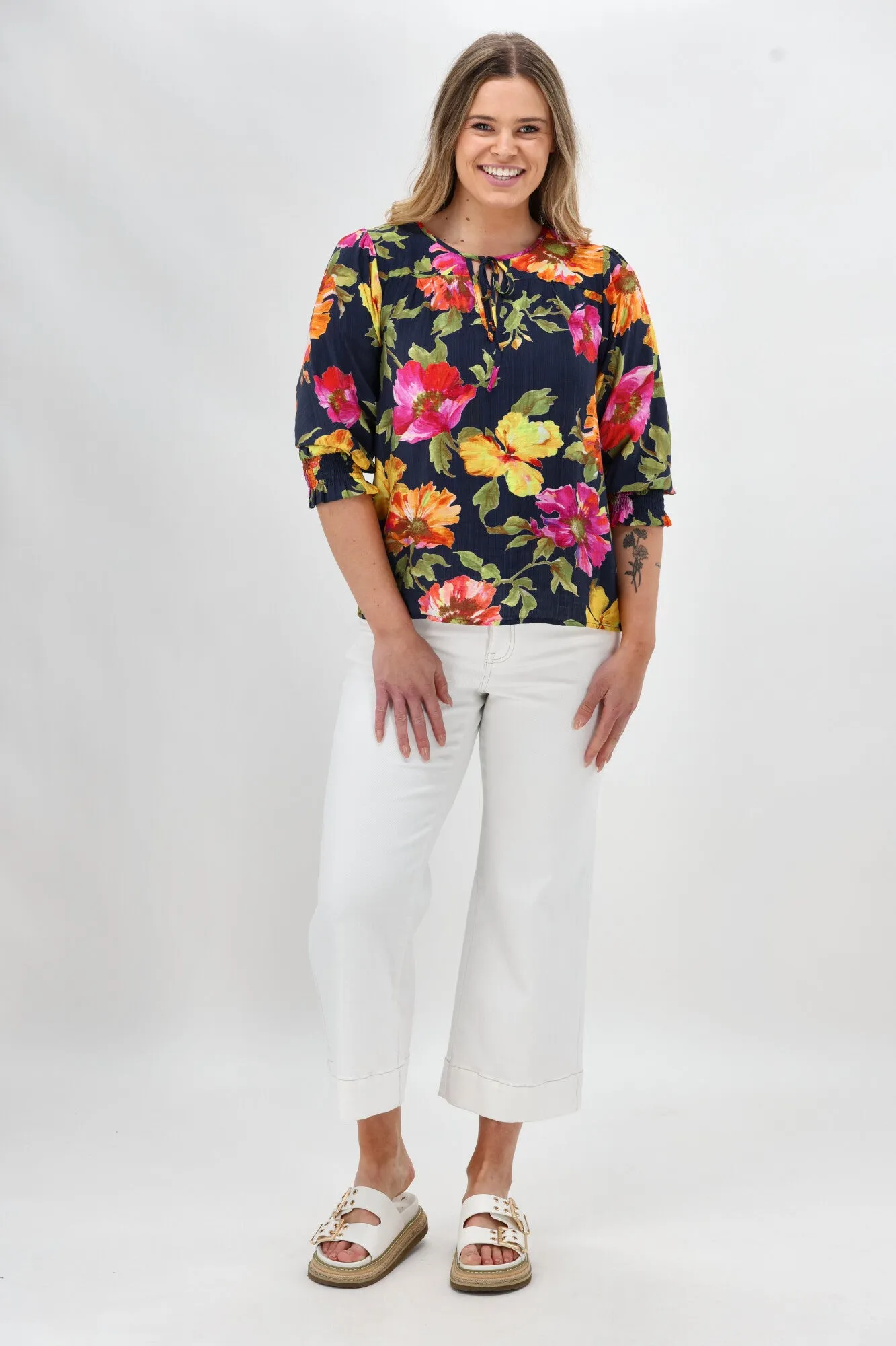 NoSlip Grip HighStretch Sunday Boho St Tropez Floral Top Navy