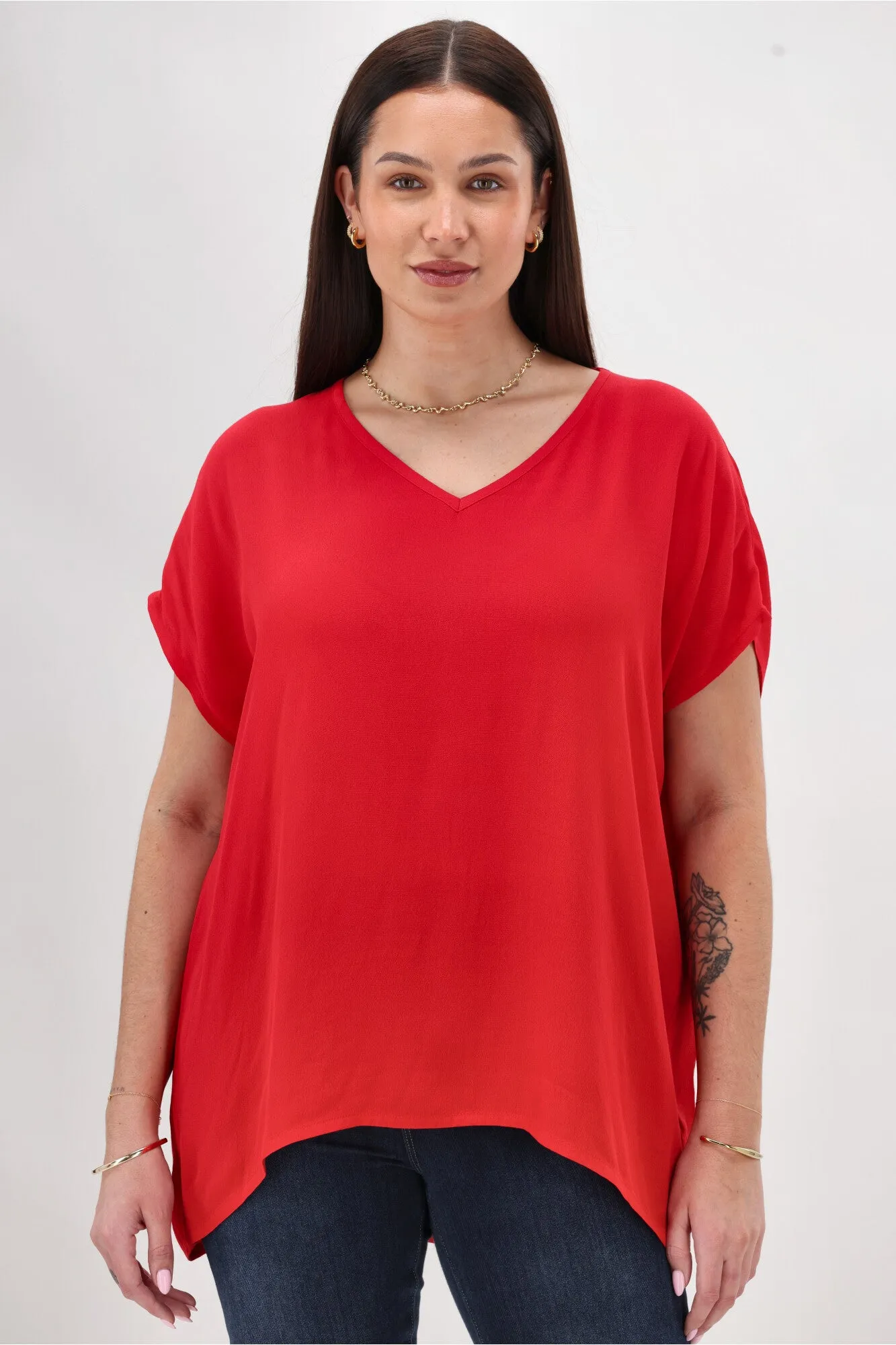 Wrinkle resistant fabric Shine On Label Summer Essential Drape V Neck Top Bright Red