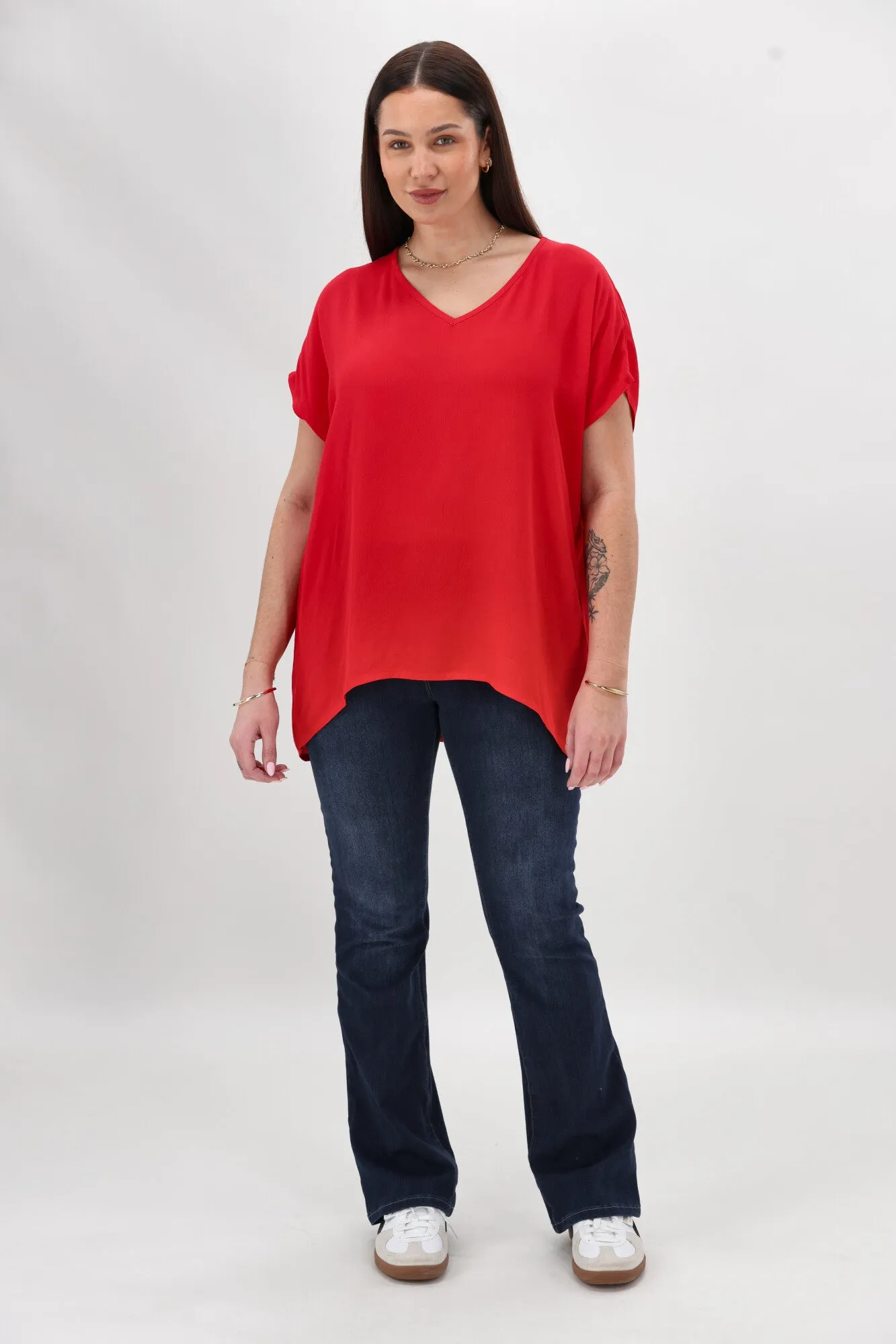 HeatRegulating Oversized Collar Shine On Label Summer Essential Drape V Neck Top Bright Red