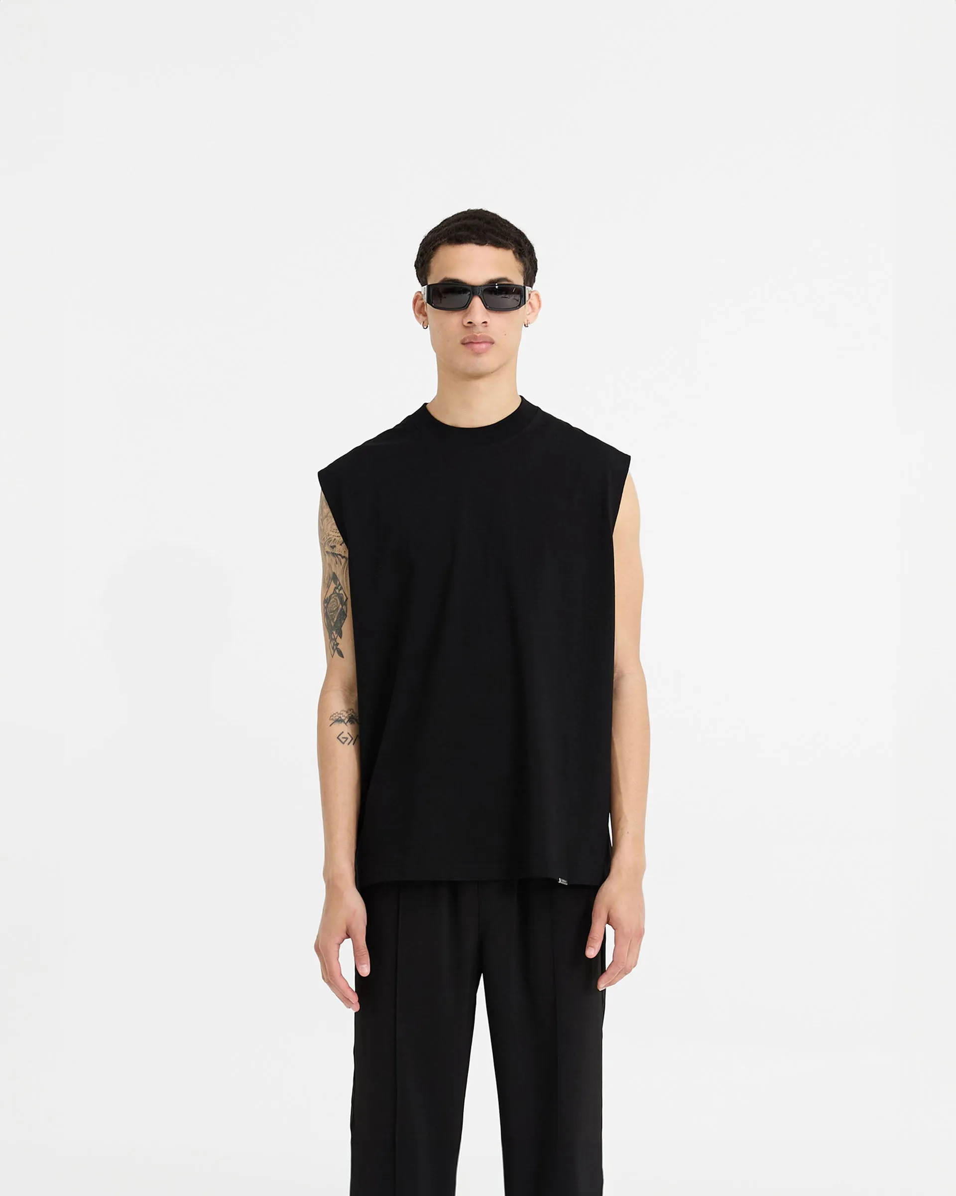 Initial Boxy Tank - Black Anti-bacterial