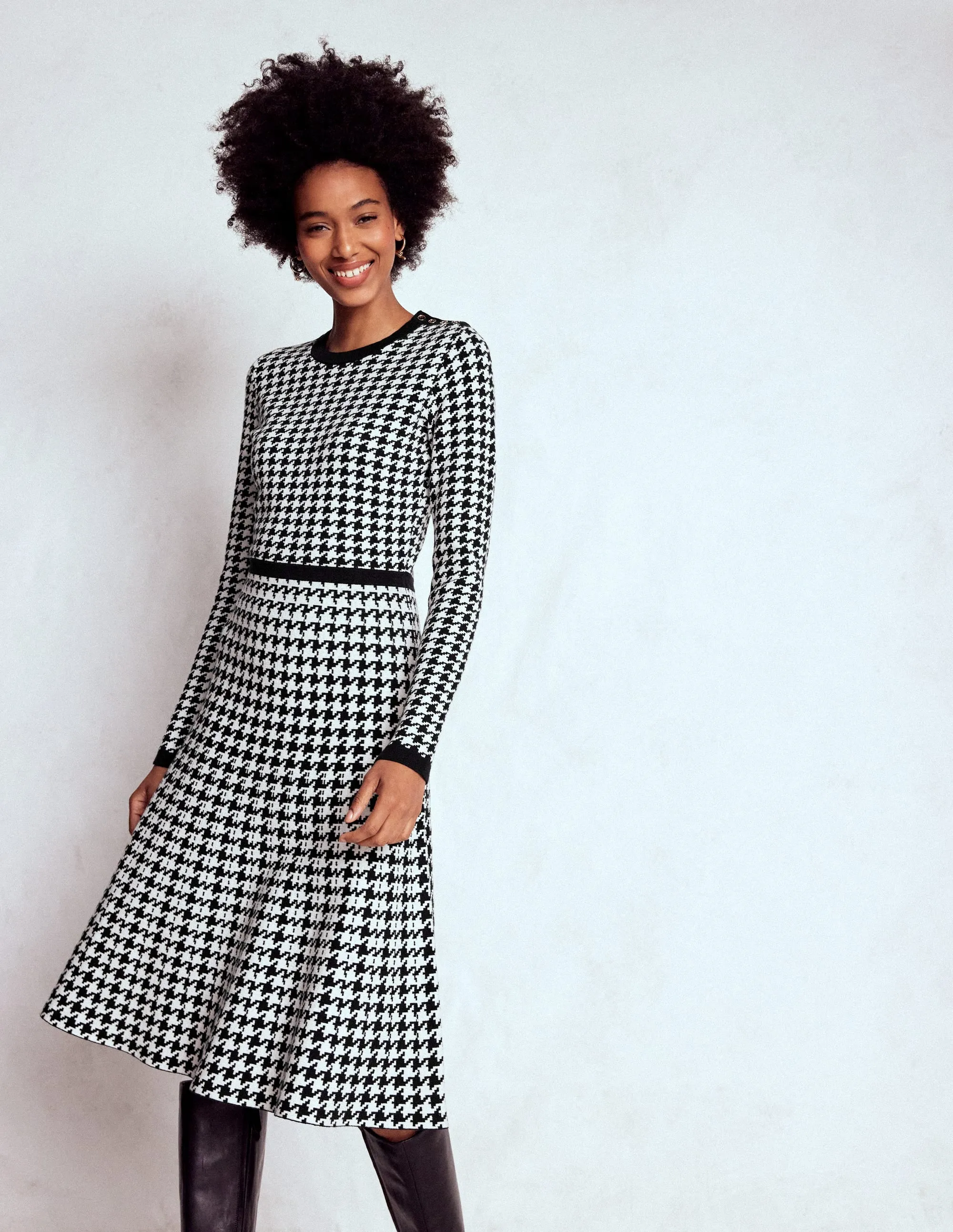 Wardrobe-Staple Gentle Drape Maria Button Knitted Dress-Black and Ivory Dogstooth