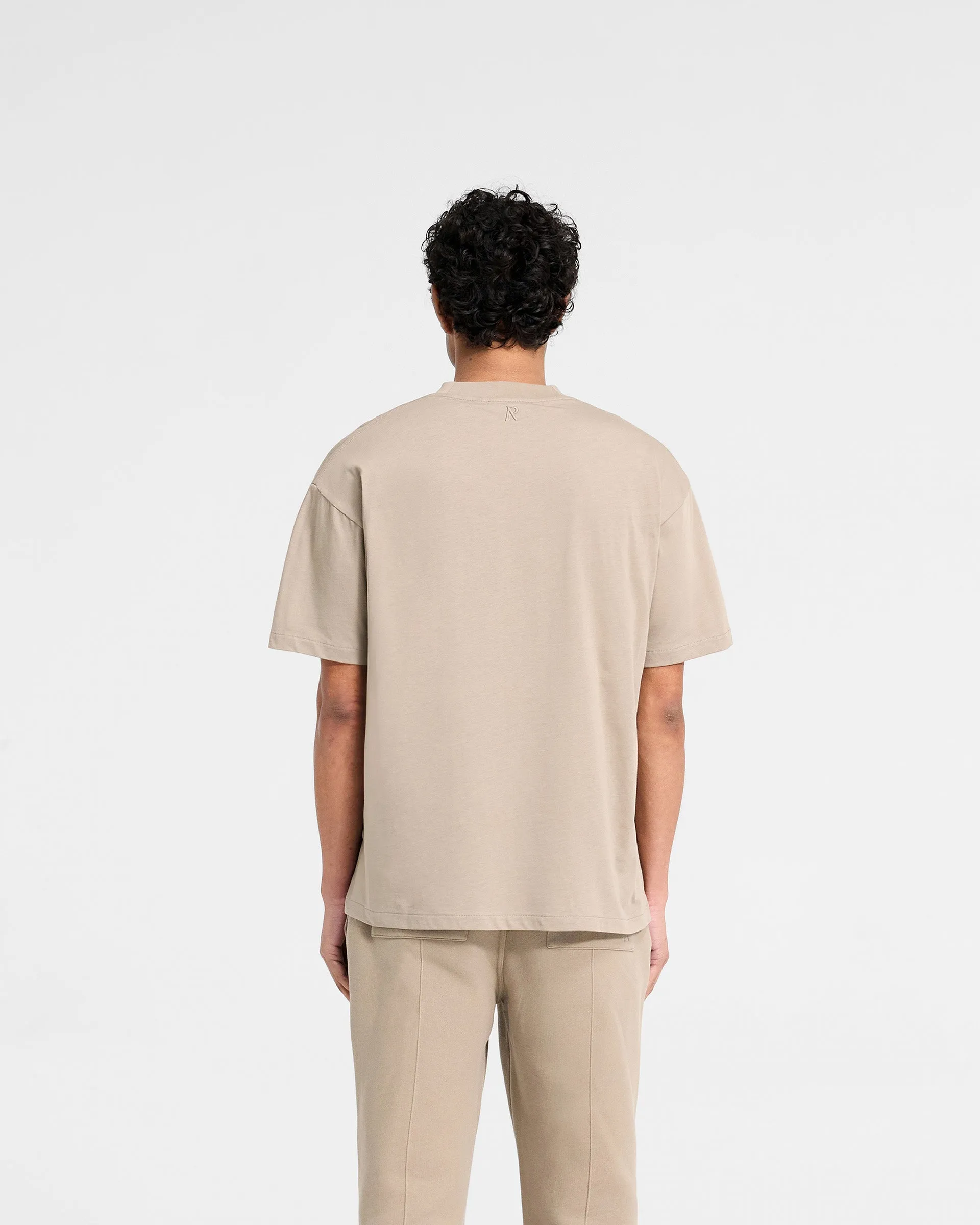 Initial Oversized T-Shirt - Dune Classic Layer Wear