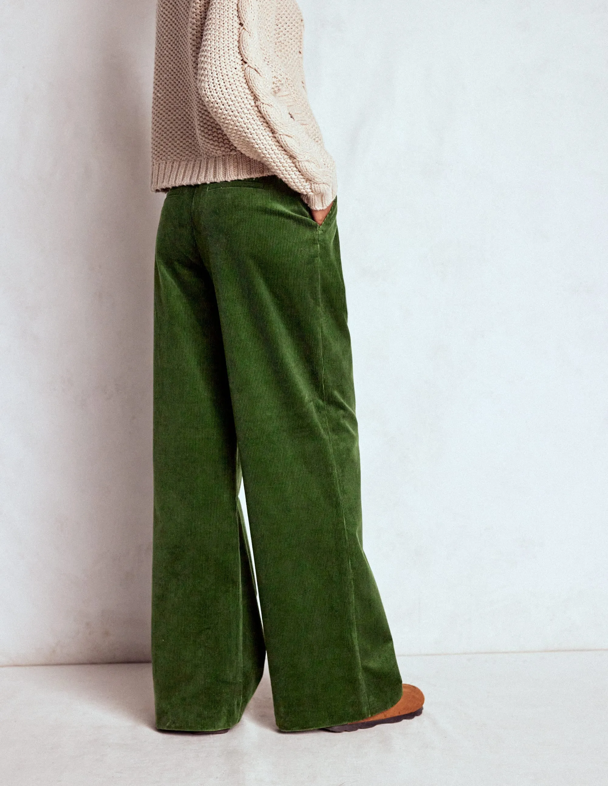 Kensington Cord Trousers-Green Fir Odor Control Fabric