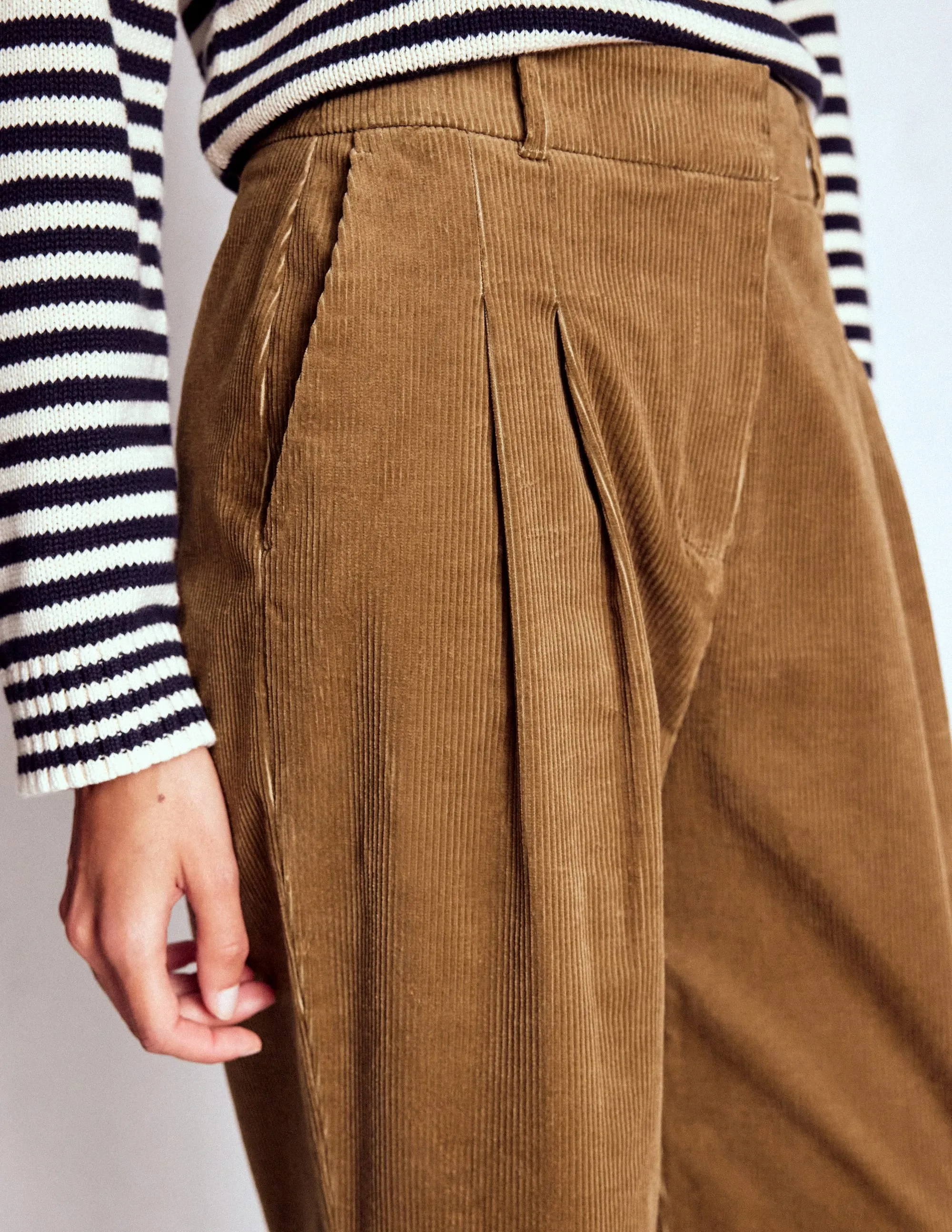 AdjustableDrawstring Kensington Cord Trousers-Latte
