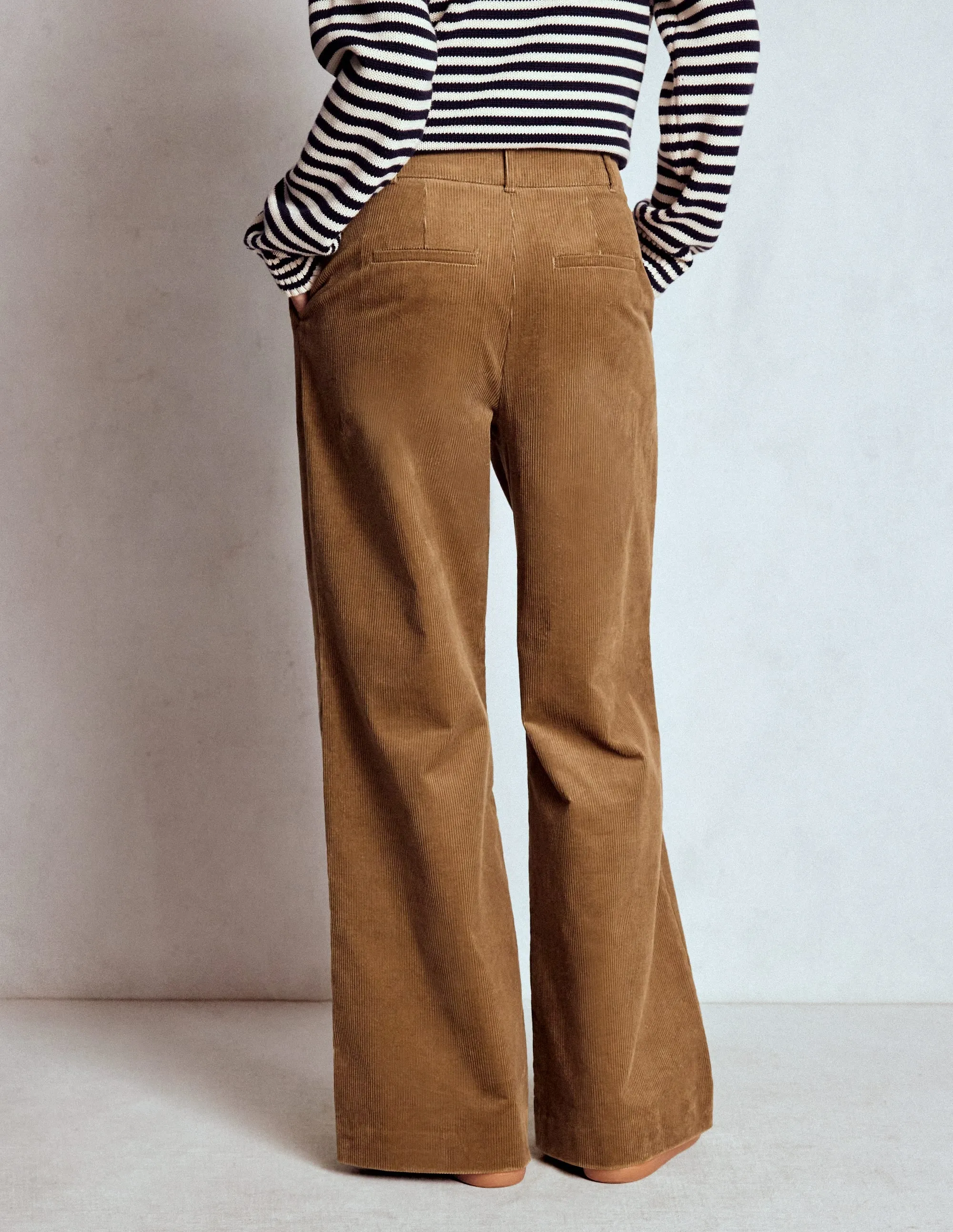 Kensington Cord Trousers-Latte Adaptable Style MultiPocketSystem