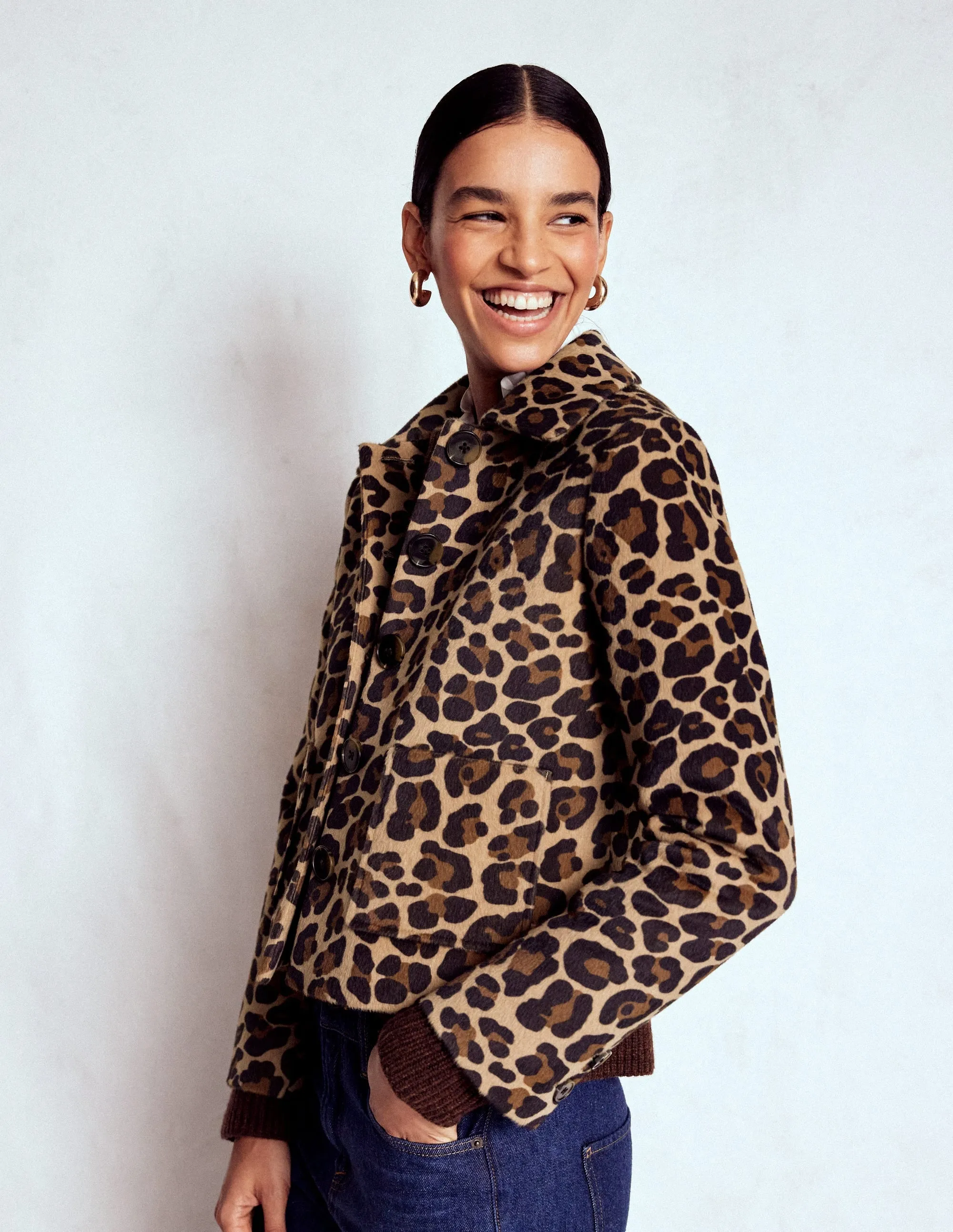 Knightsbridge Jacket-Leopard Layering Compatible Cut snag resistant