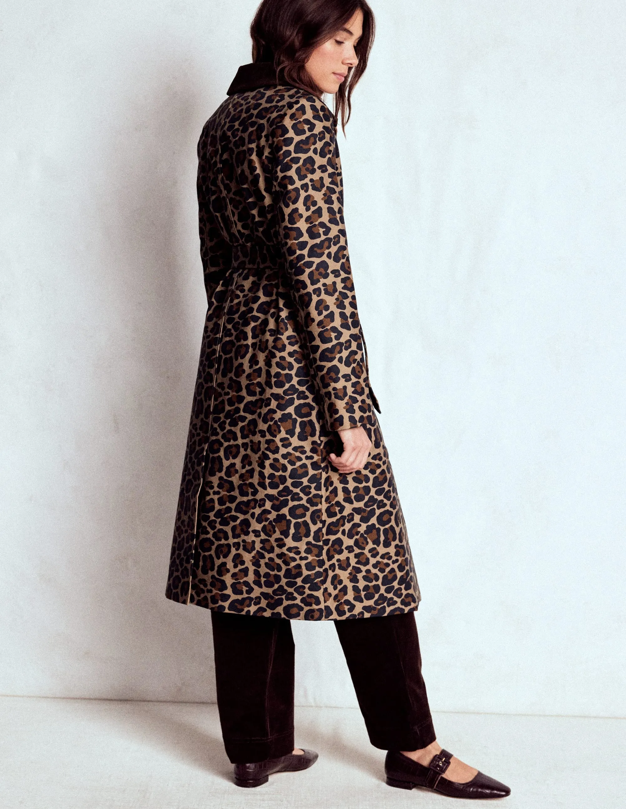 Lancaster Belted Mac-Leopard Anti Pill Surface