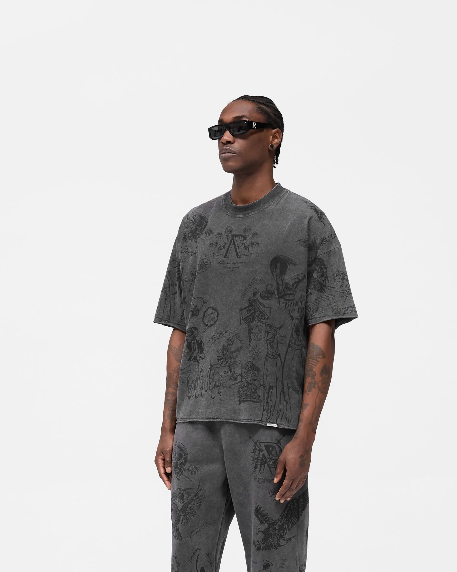 Comfortable Look Legacy T-Shirt - Vintage Grey