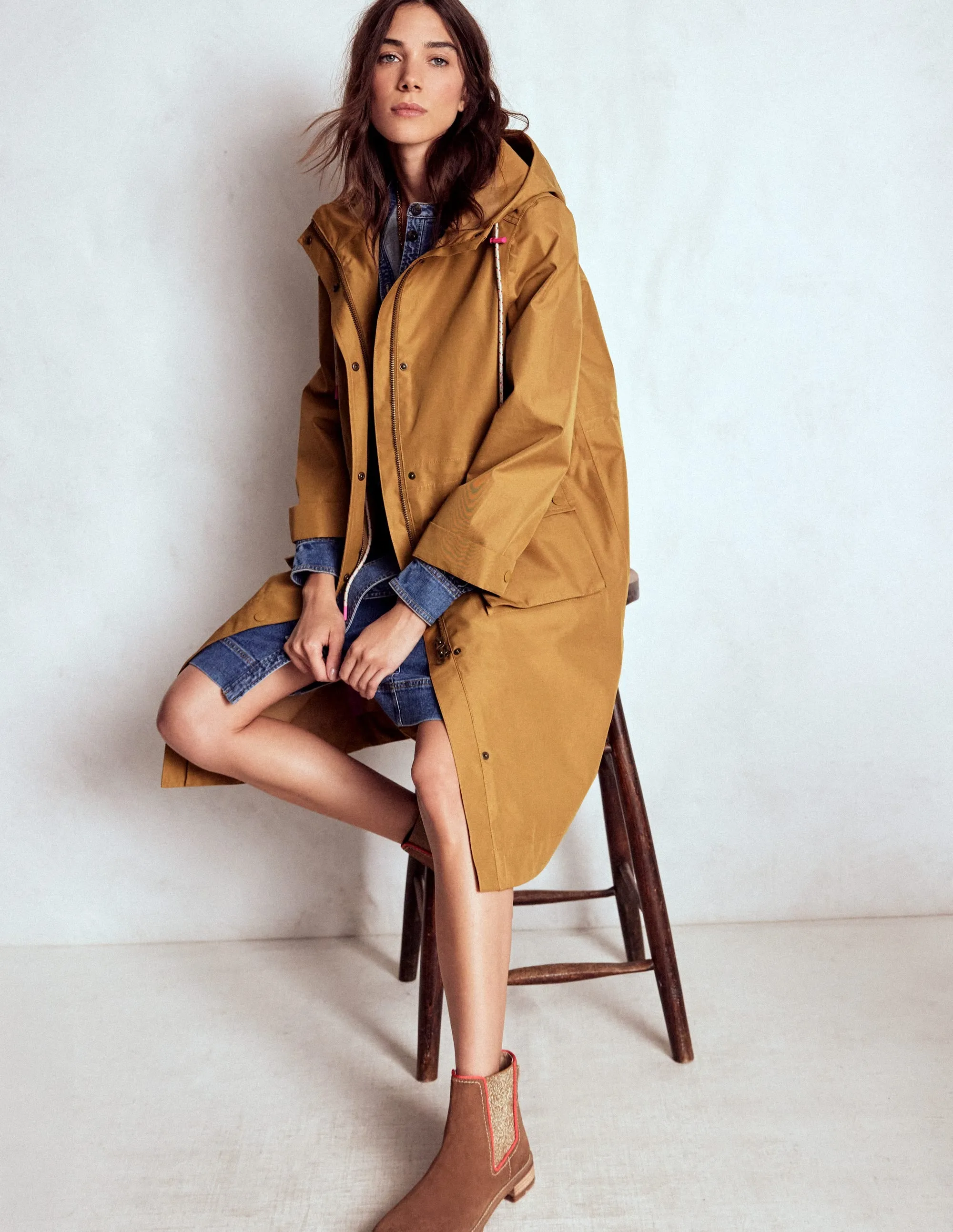 Lightweight Fabric Longline Rain Mac-Hazelnut Brown