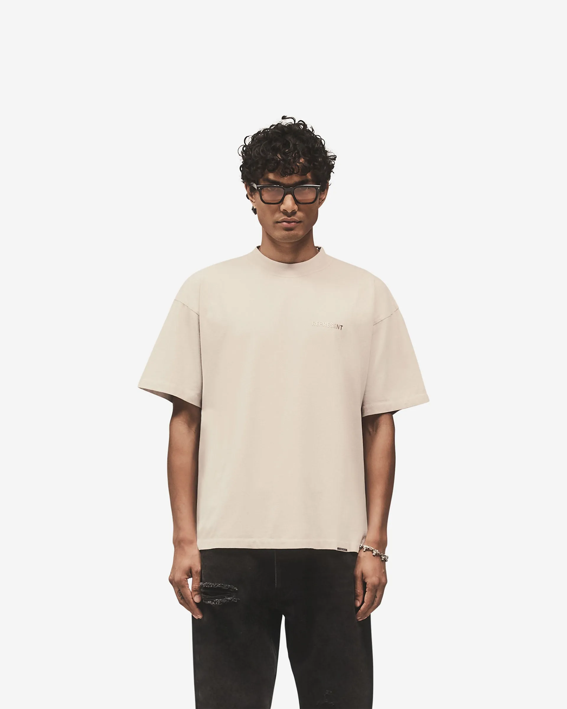 Breathable Comfort Wear Metal Block Logo T-Shirt - Concrete