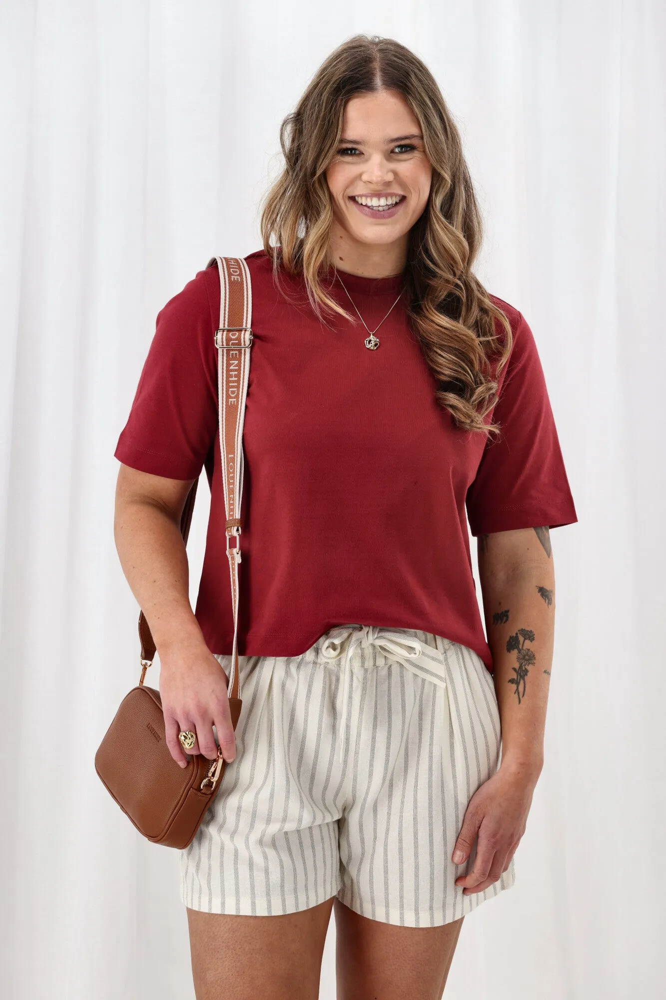 ONLY Onlsilvina S/S Top Swt Ruby Wine Ergonomic Cut Non Restrictive Mobility