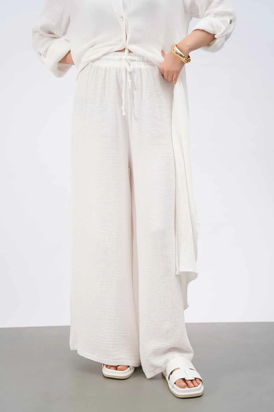 MUSLIN WIDE PANTS relaxed shape Athletic Comfort