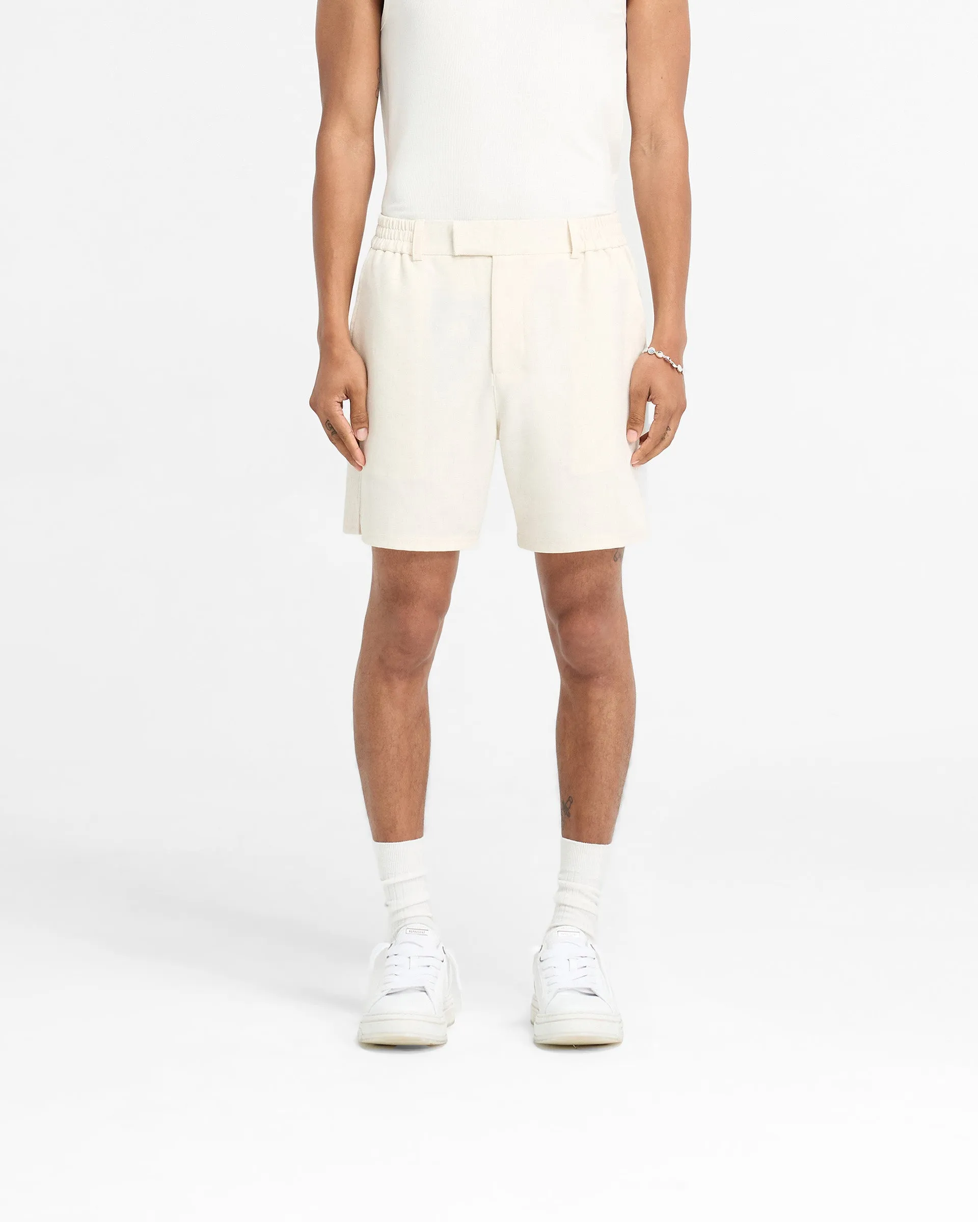 Logo Yacht Short - Antique White Roomy Waist No Pinch