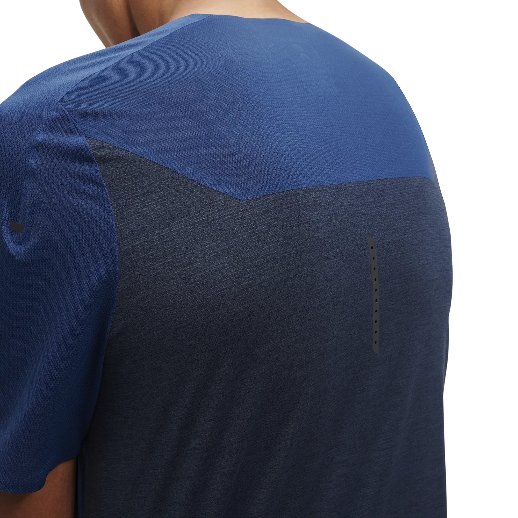 Unisex versatility Edgy Performance-T