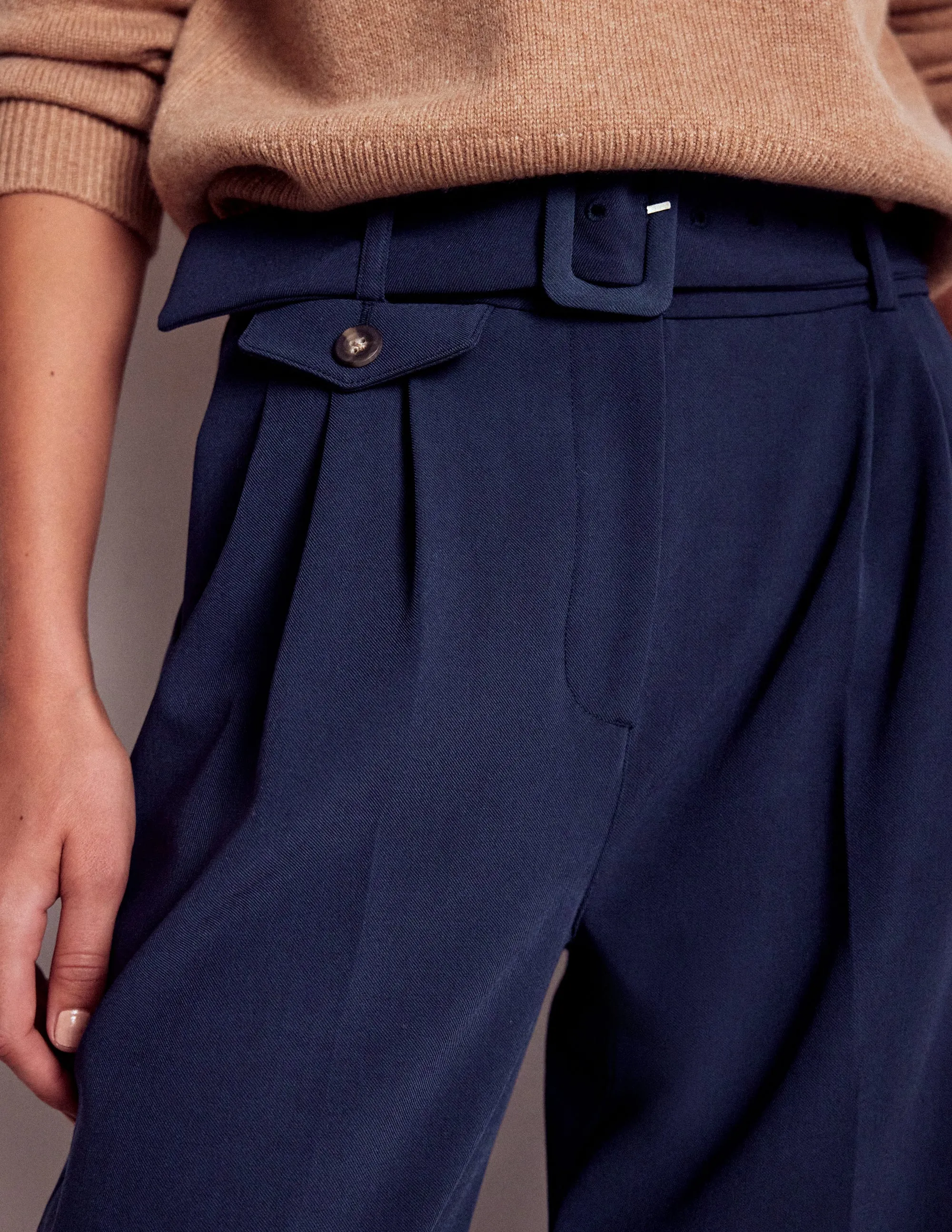 Pleat Front Trousers-Navy Cozy Movement