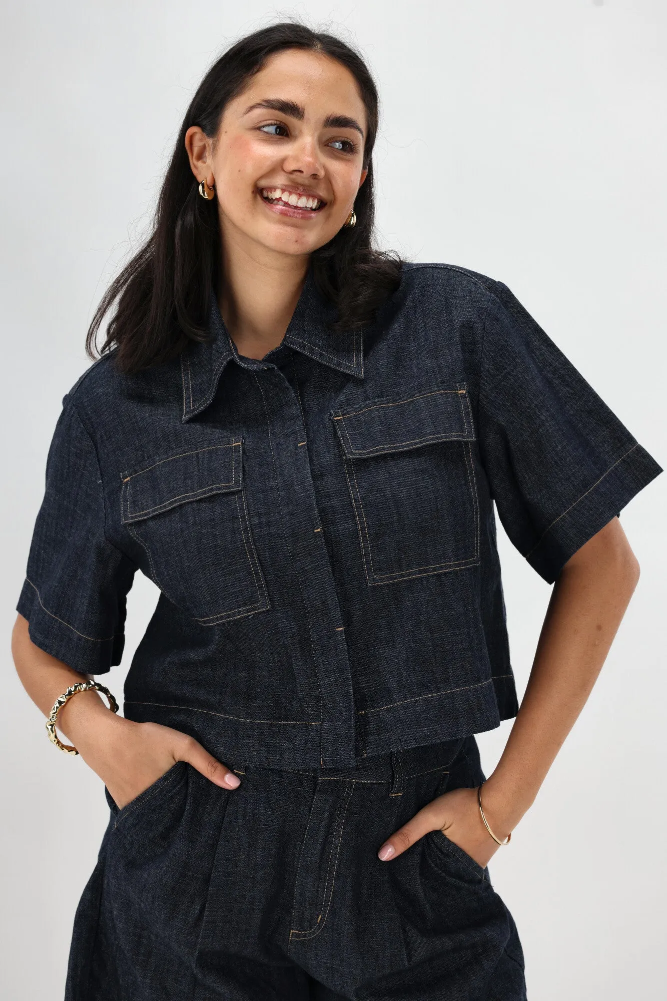 Retro design Shine On Label Kayce Rinse Wash Resort Boxy Shacket Dark Indigo
