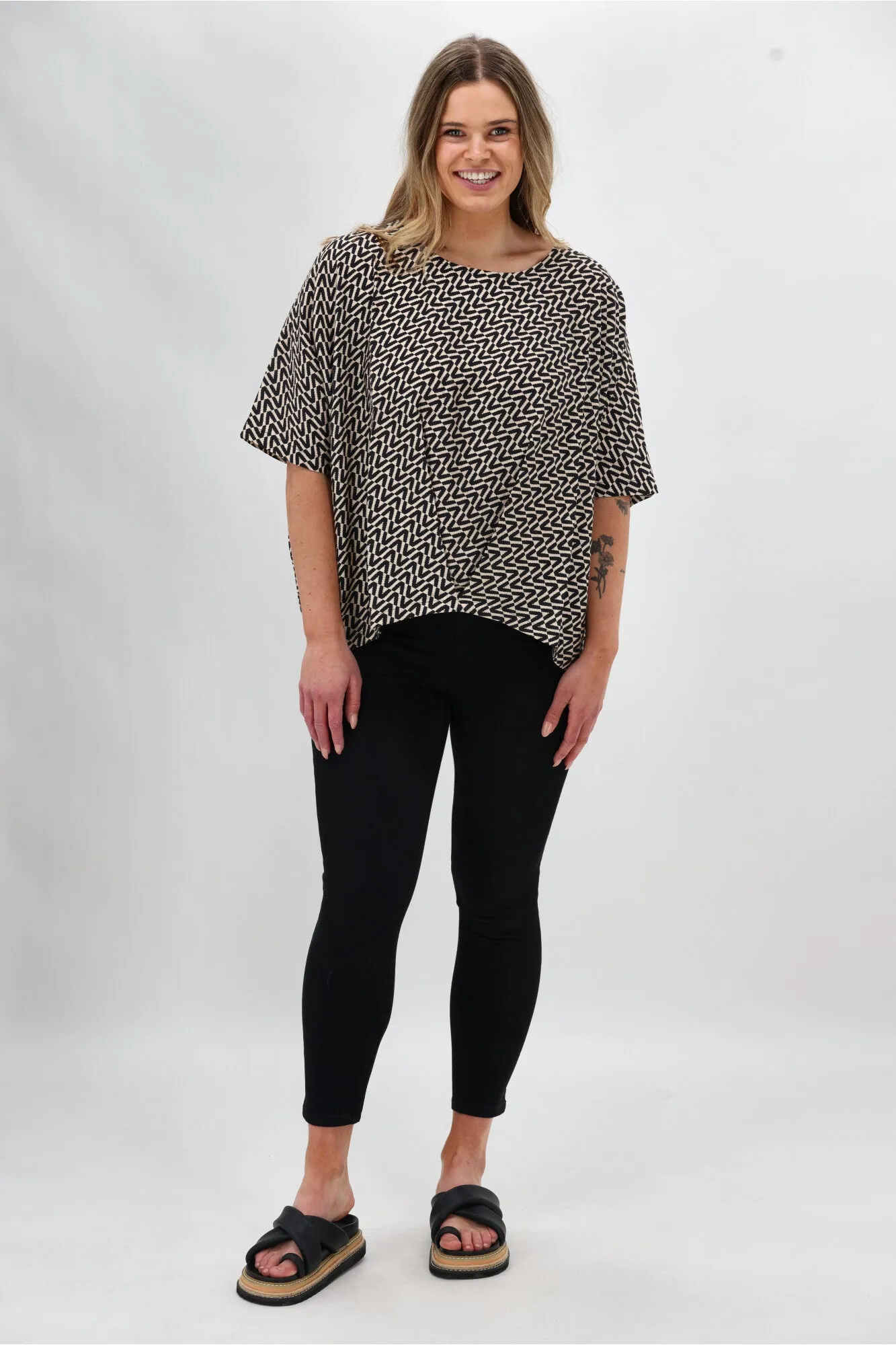 Shine On Label Tui Tuck Front Oversize Top Black Natural Geo HighDensity Knit