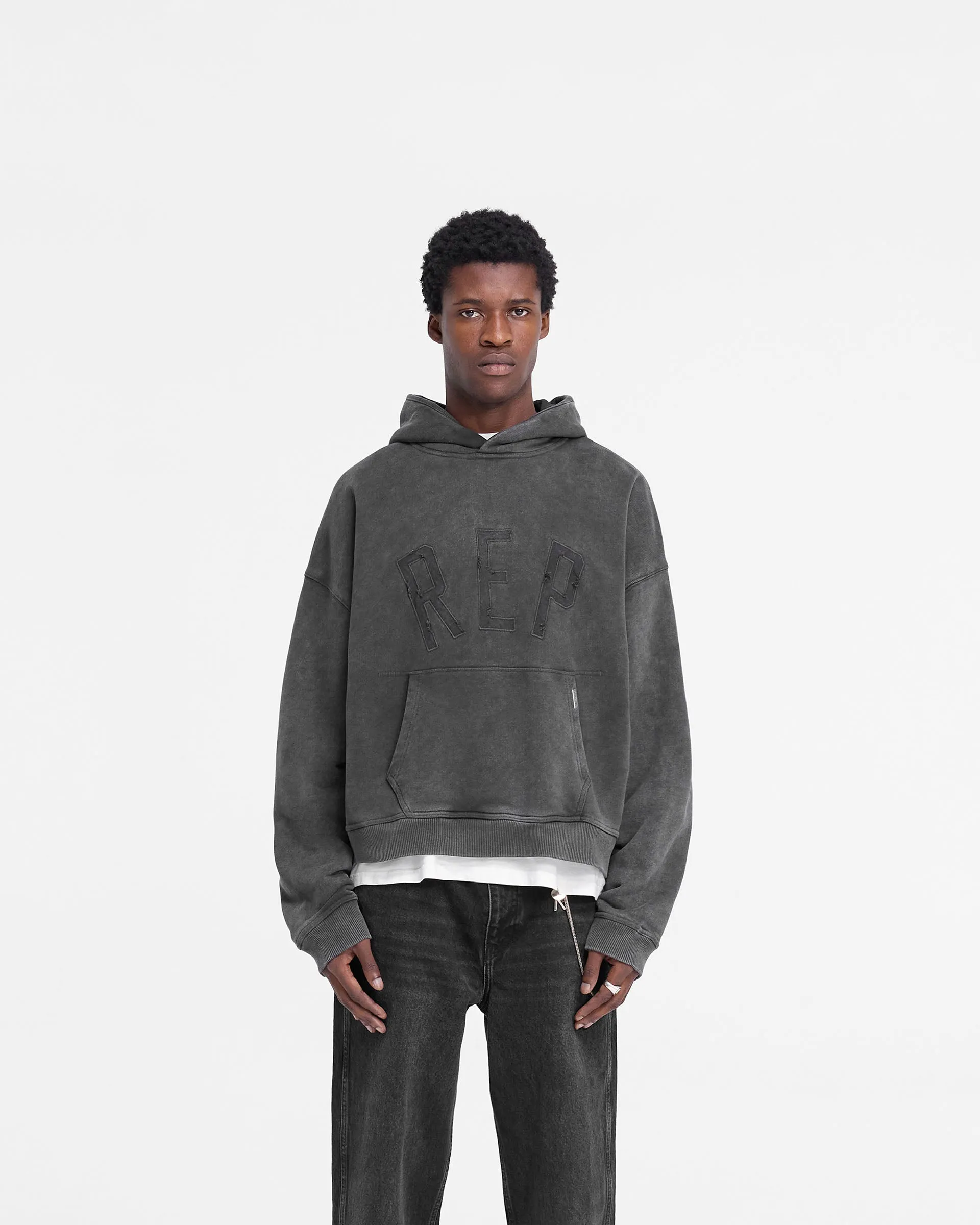 Daily Fit Sporty apparel Rep Applique Hoodie - Vintage Black