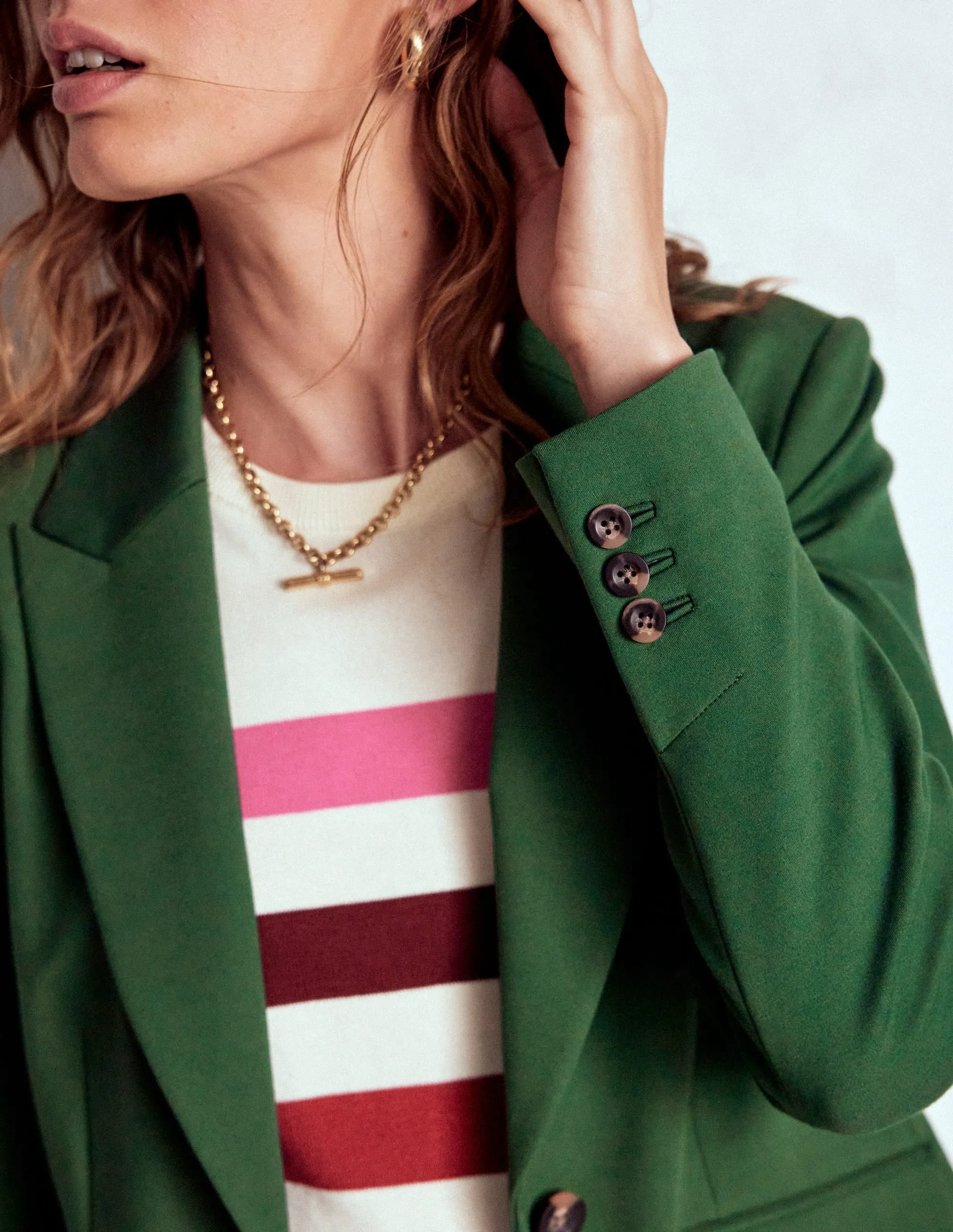 Noise Reducing Hardware Minimal Travel Look Marylebone Ponte Blazer-Hunter green