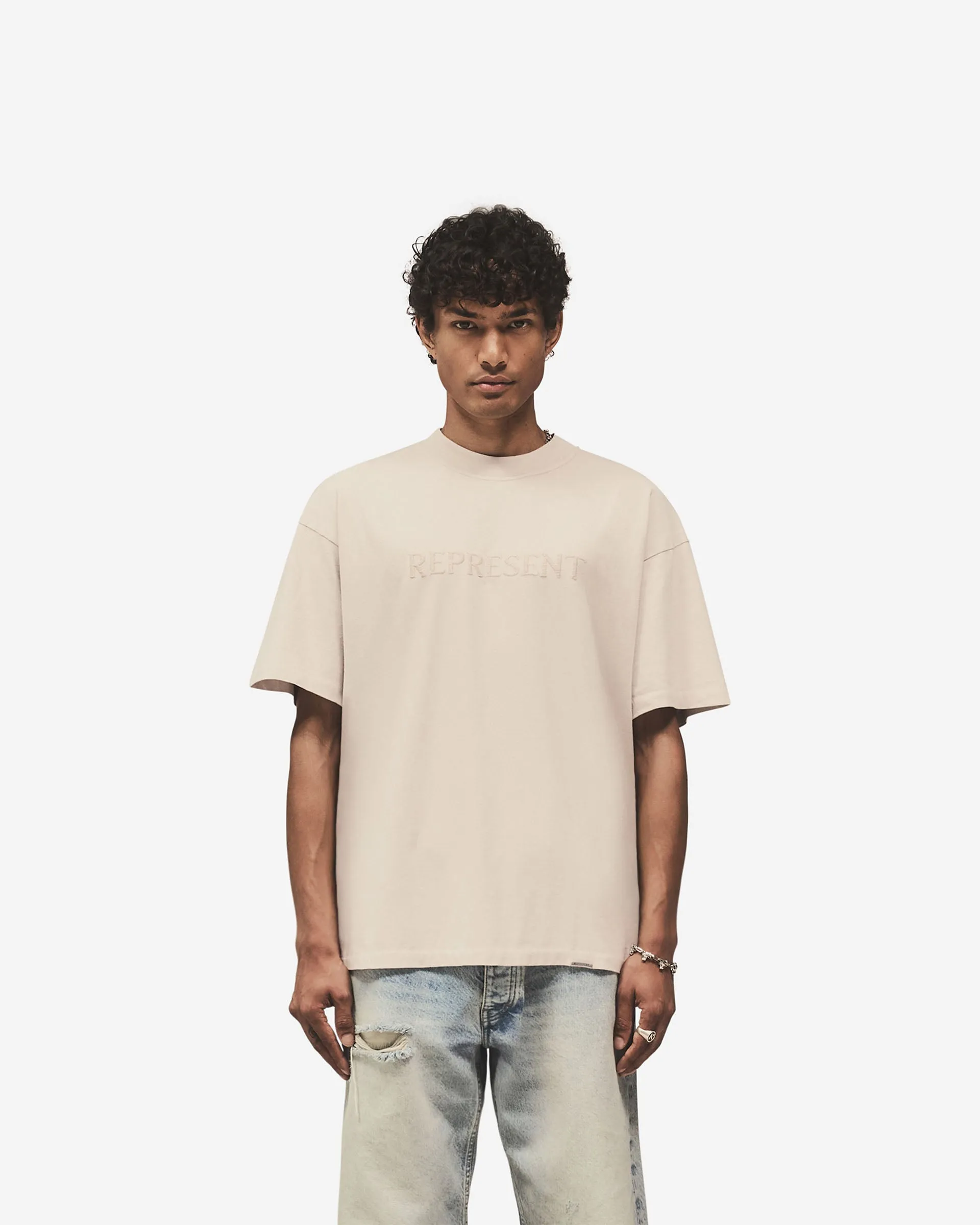 Embroidered Serif Logo T-Shirt - Concrete Quick Dry Performance