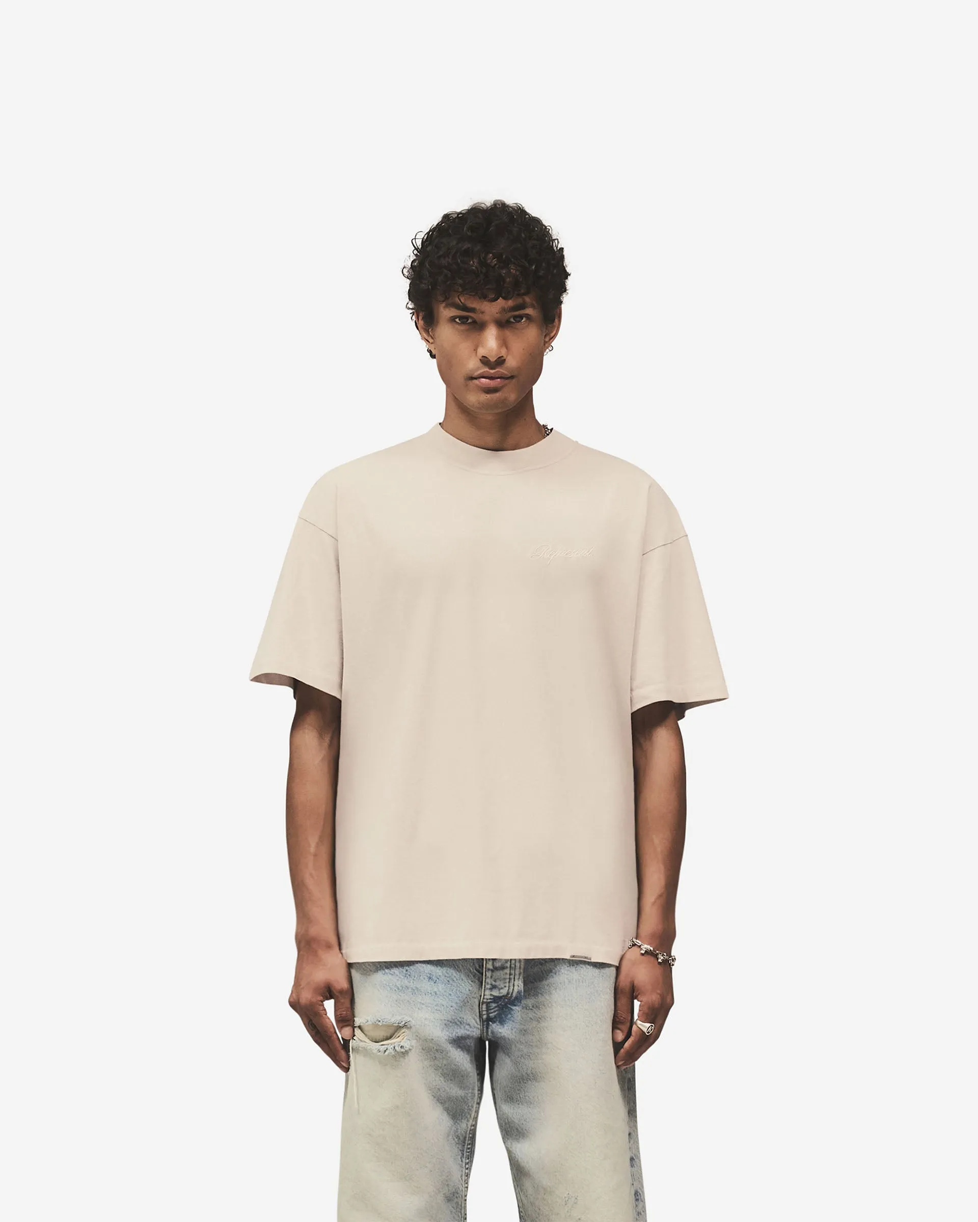 birthday party Minimal Comfort Script Logo T-Shirt - Concrete