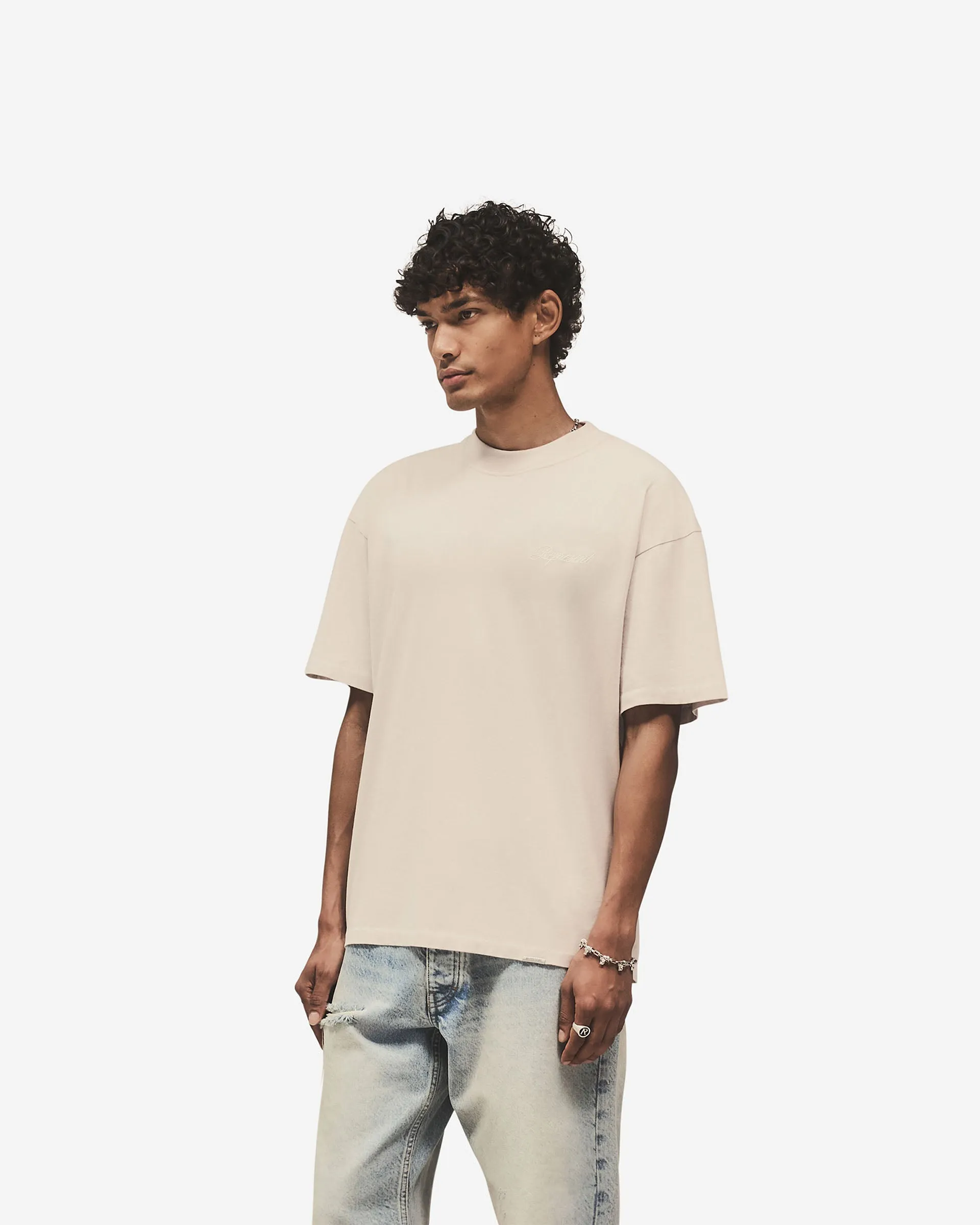 Casual Touch Script Logo T-Shirt - Concrete