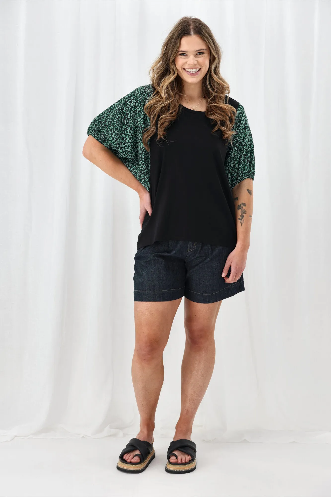 UltraSoftLining Long Sleeve Tee Shine On Label Sheyena Woven Sleeve Top Black w Green Floral