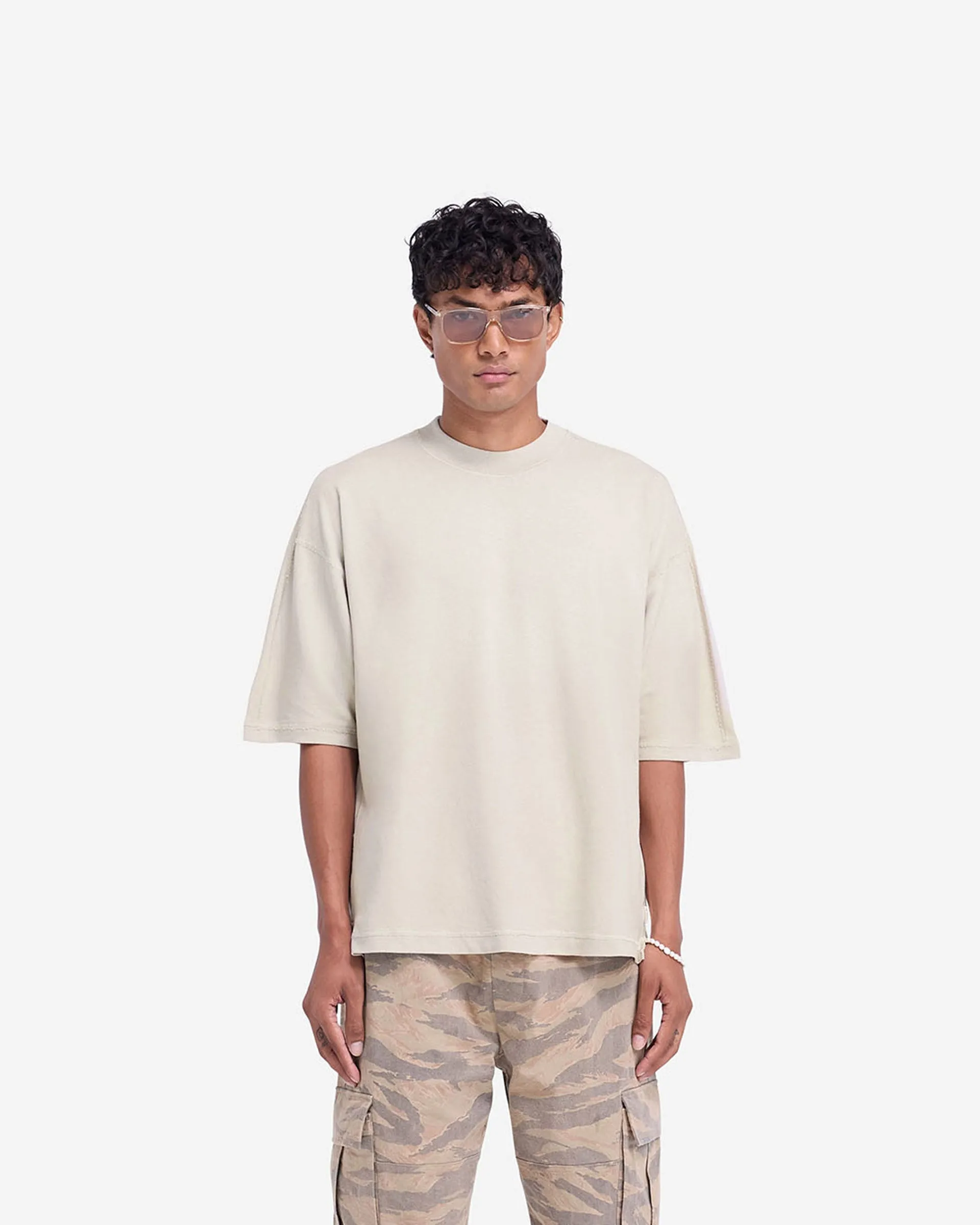 Chill Comfort Look crew neck Stepped Hem T-Shirt - Oat