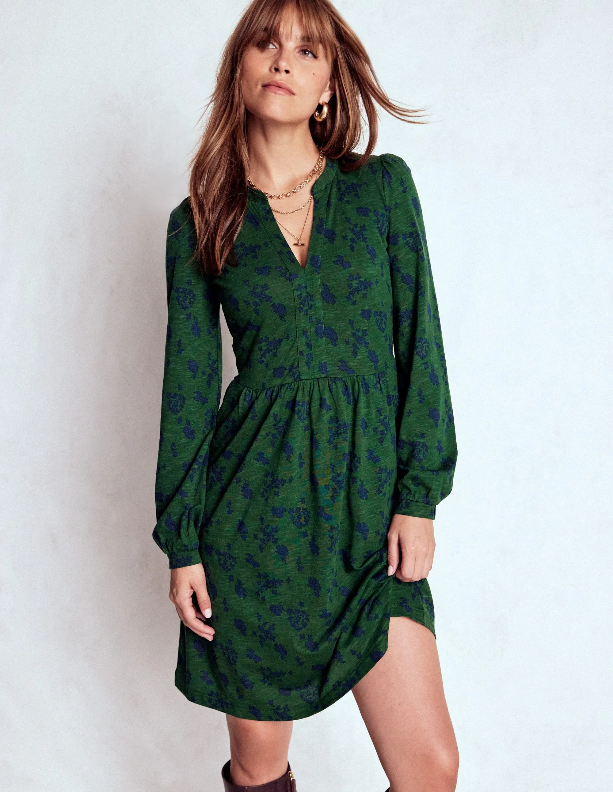 Jewel Accent Naomi Relaxed Jersey Dress-Dark Green, Dainty Meadow