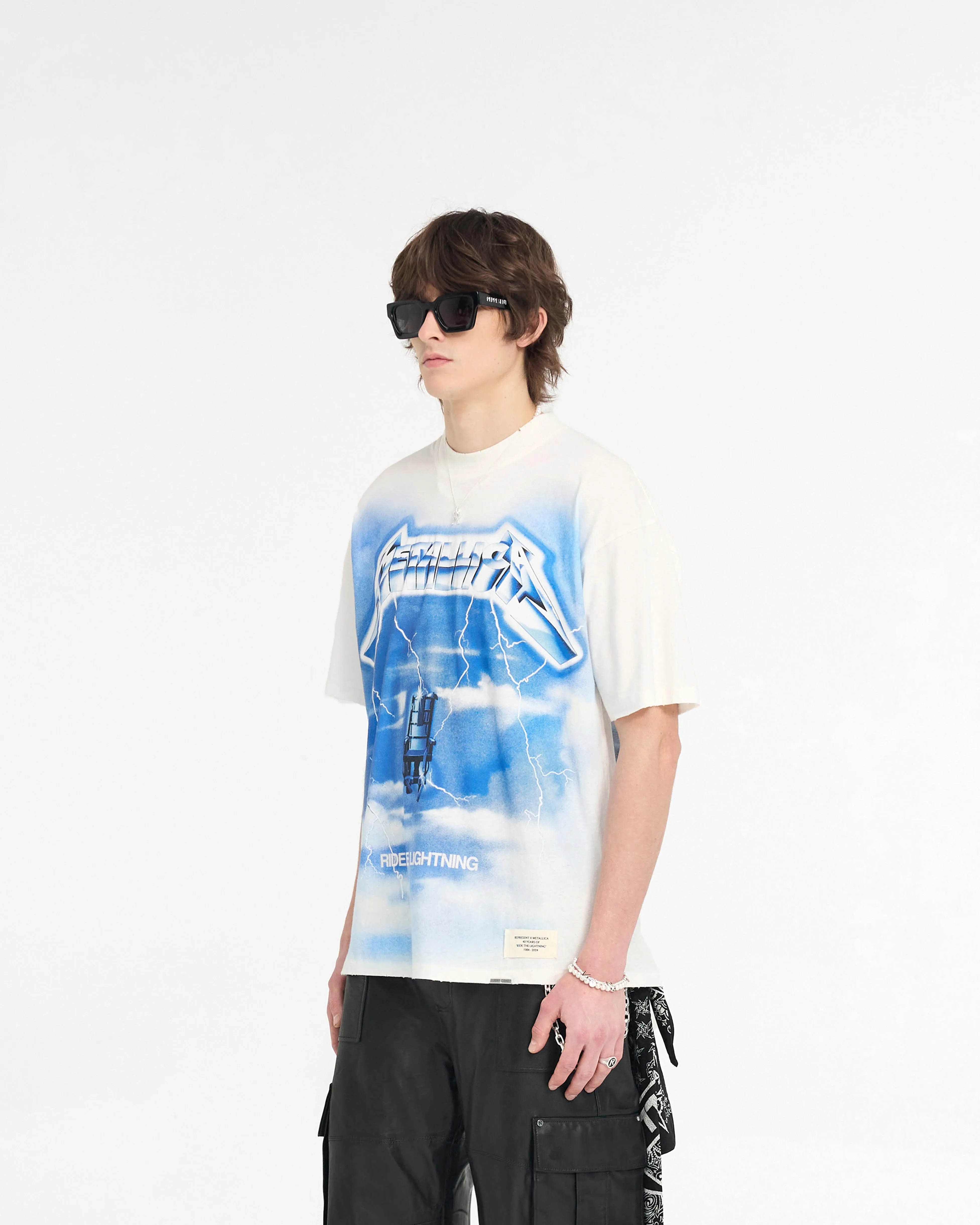 Cozy Hug Represent X Metallica Ride The Lightning T-Shirt - Flat White