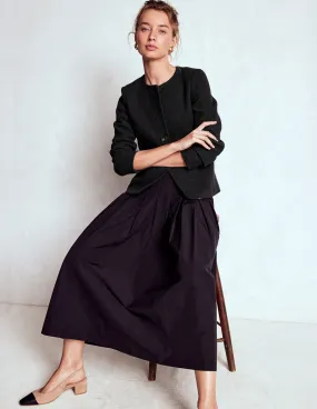 Hampstead Textured Blazer-Black Elegant Styling Reinforced Zippers