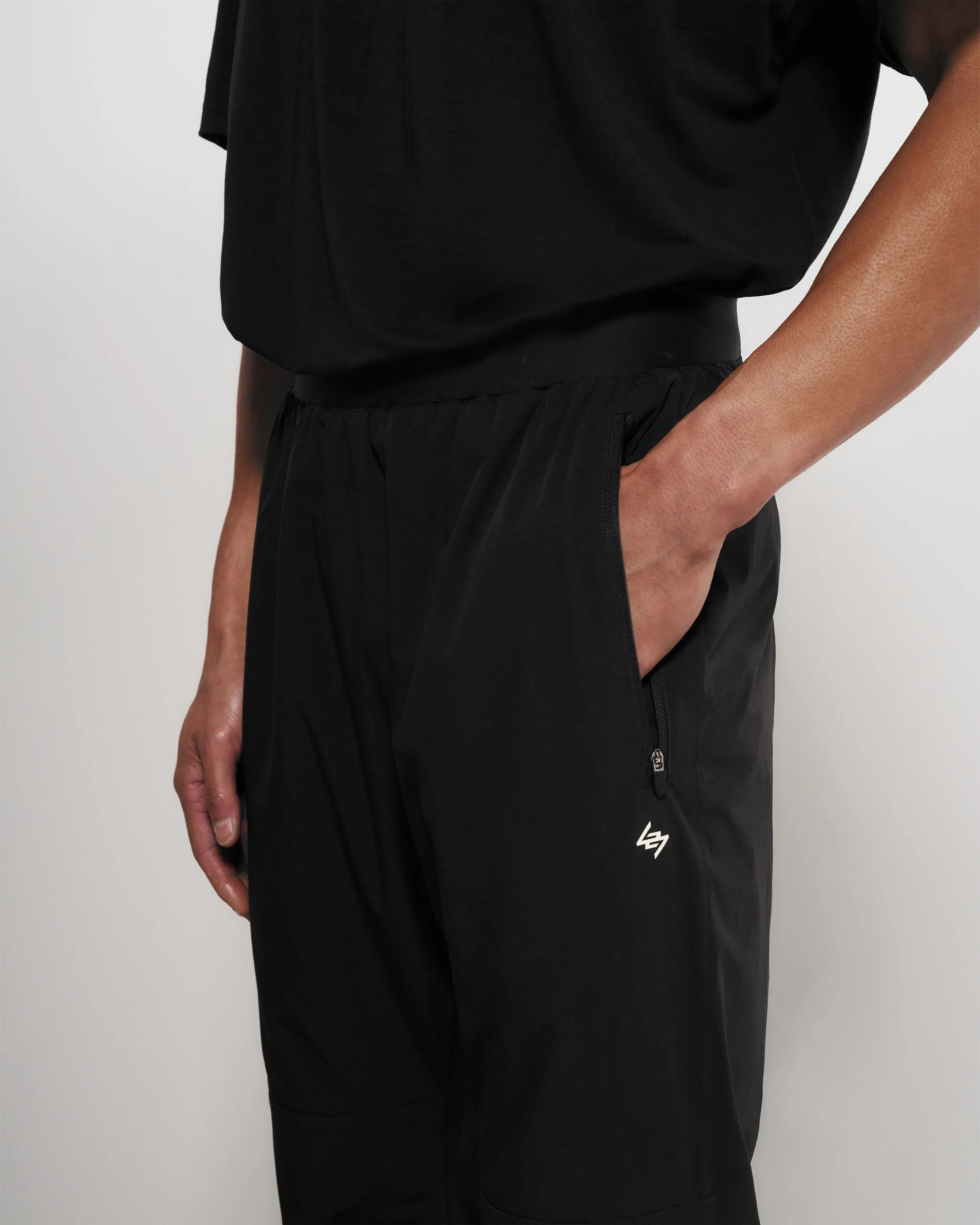 TailoredSilhouette Smooth Texture Team 247 Training Pant - Black