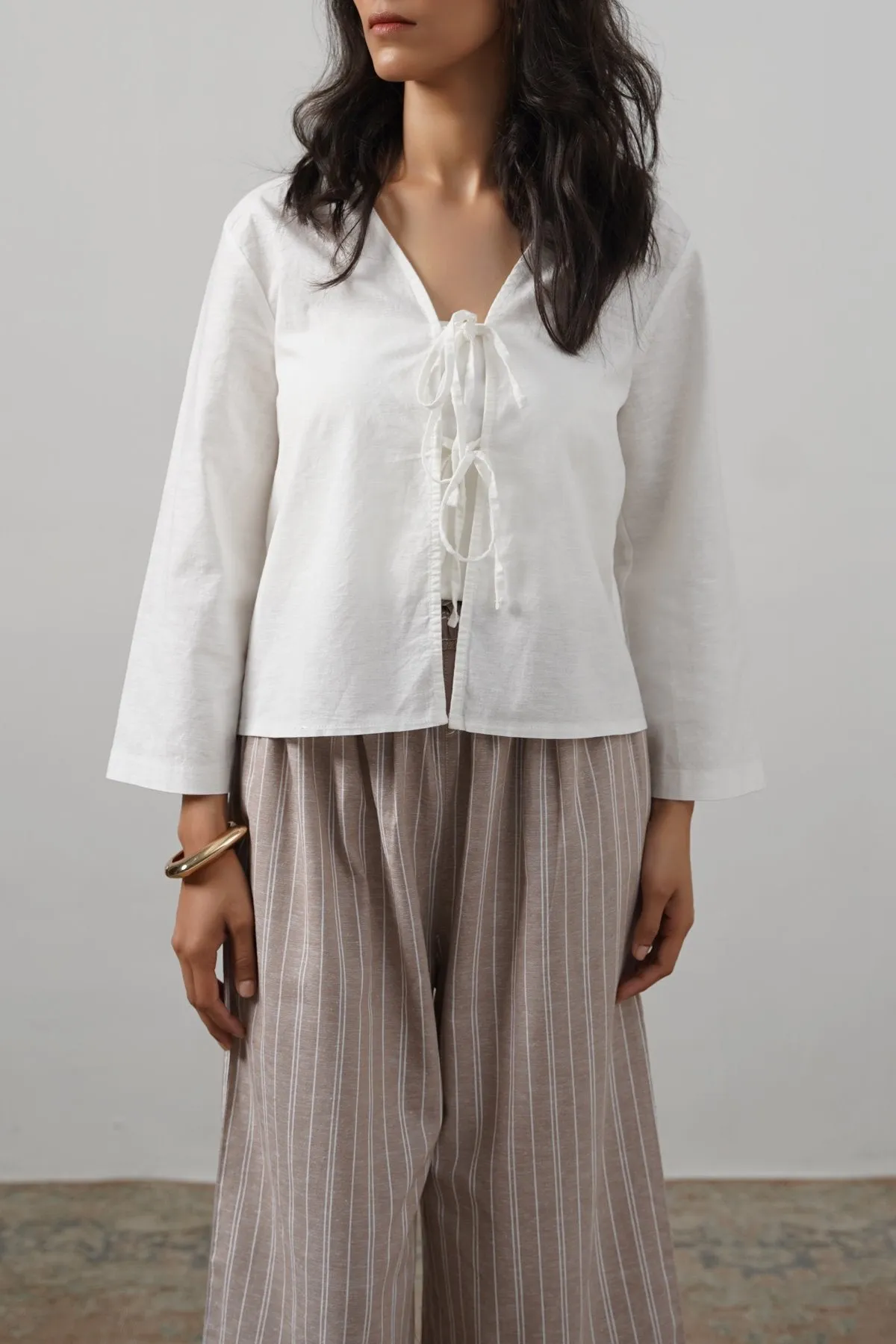 LINEN BOW BLOUSE Student Essential