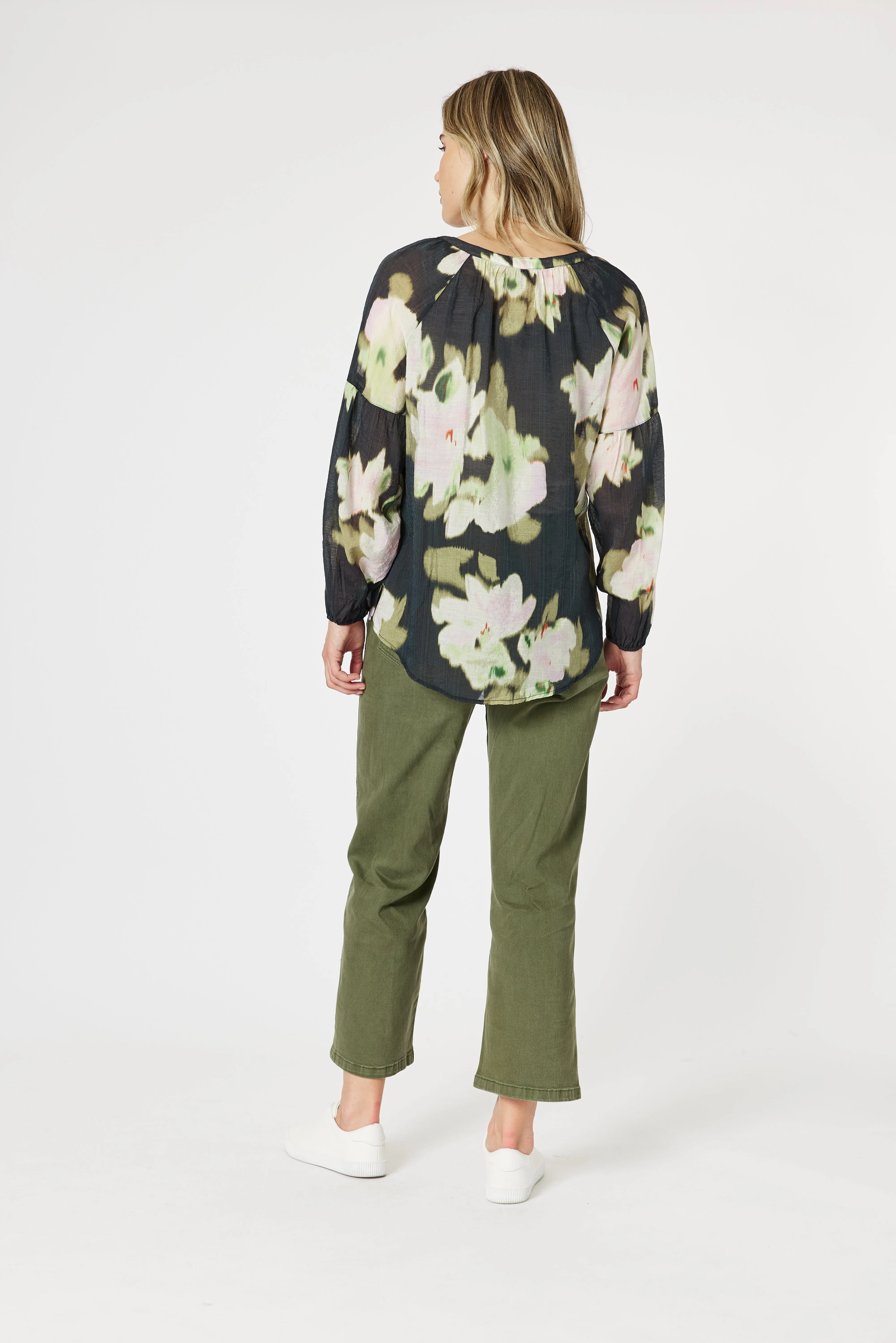 Gordon Smith Maggie Top Black/Multi RibbedTrims Layered Placket Design