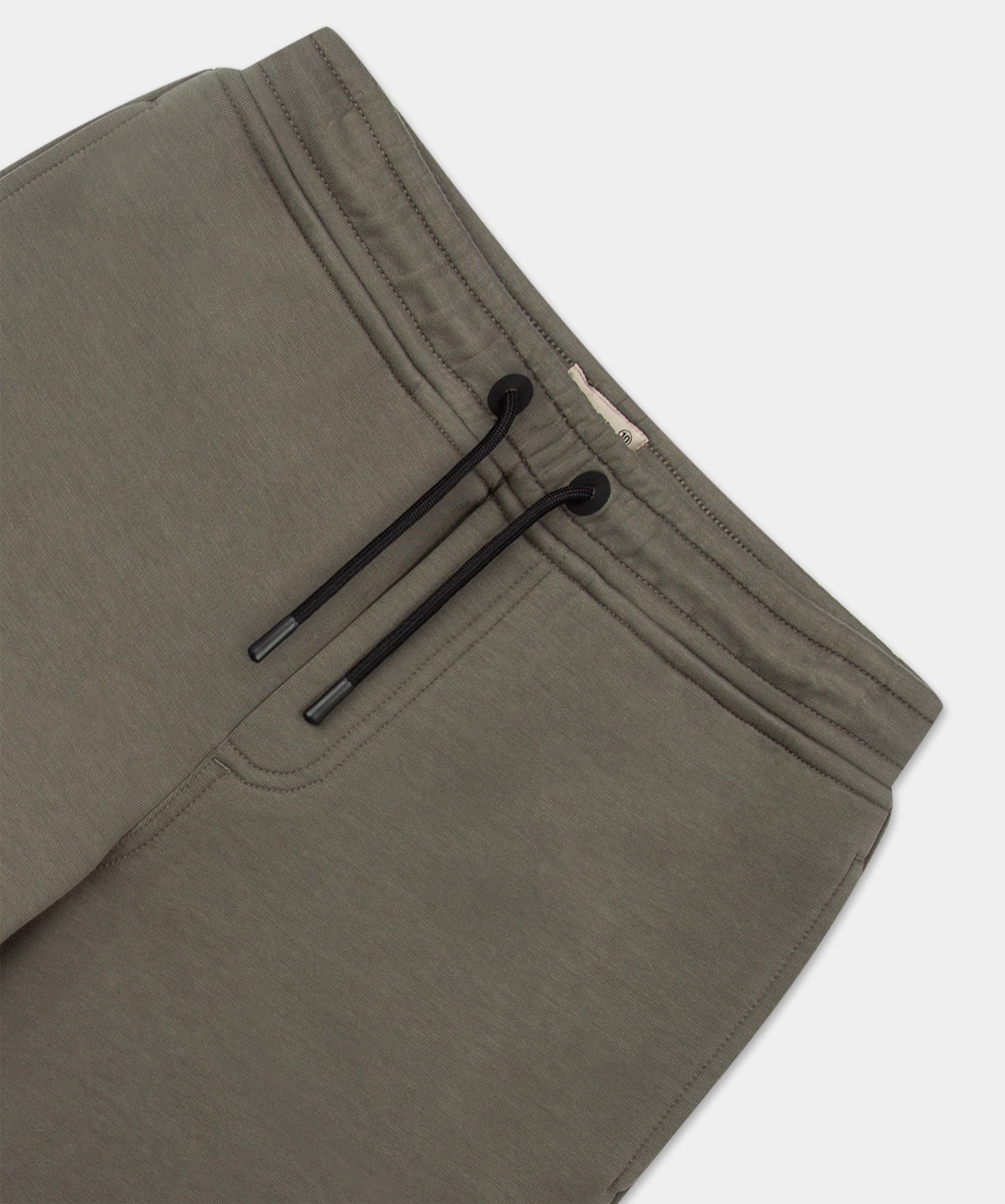 Breezy Fit outdoor concert style The Silverstone Tech Track Short - Leaf