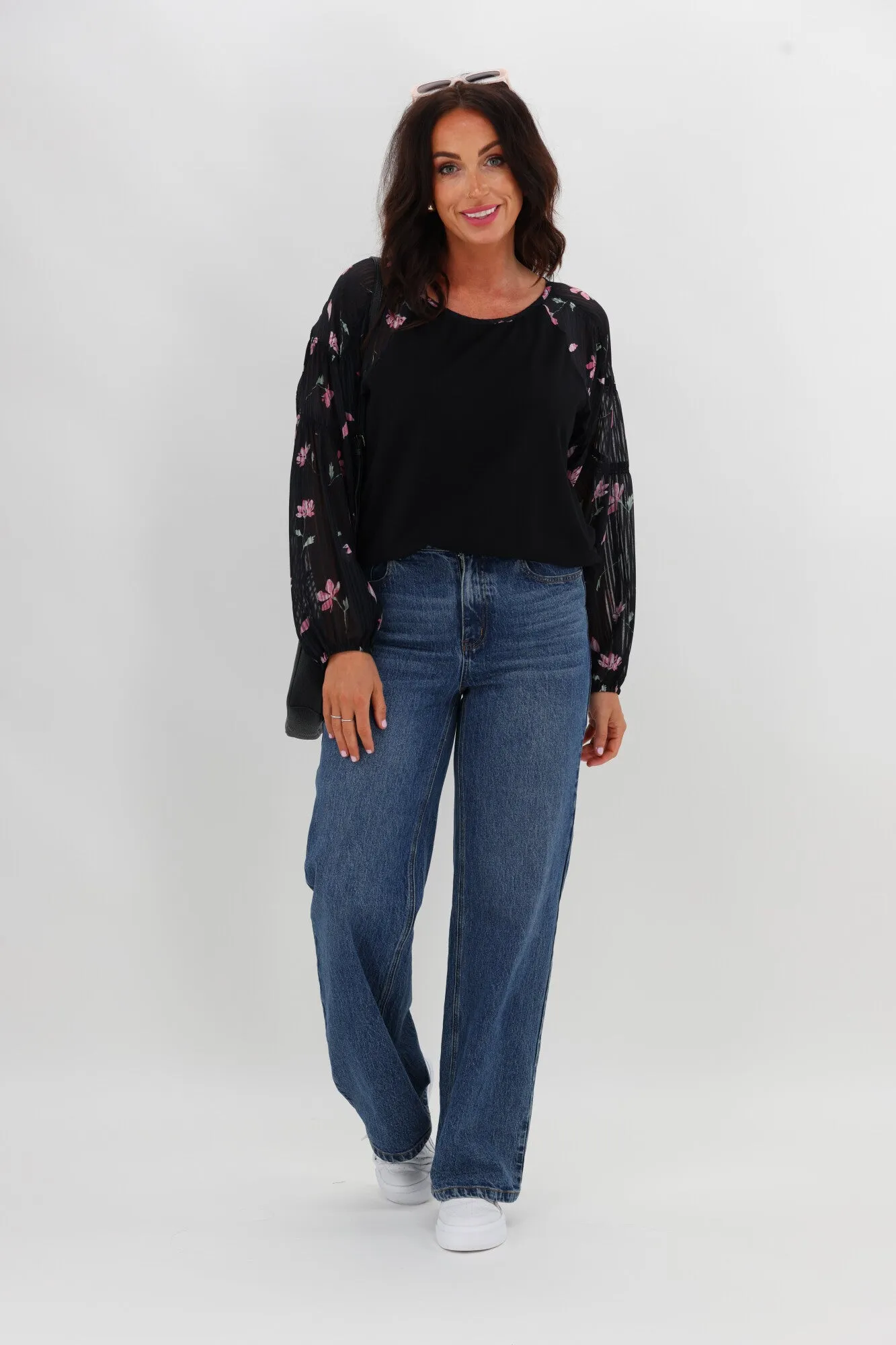 Gloss The Label Bridie Batwing Sleeve Knit Top Black Floral Durable Fiber Blend