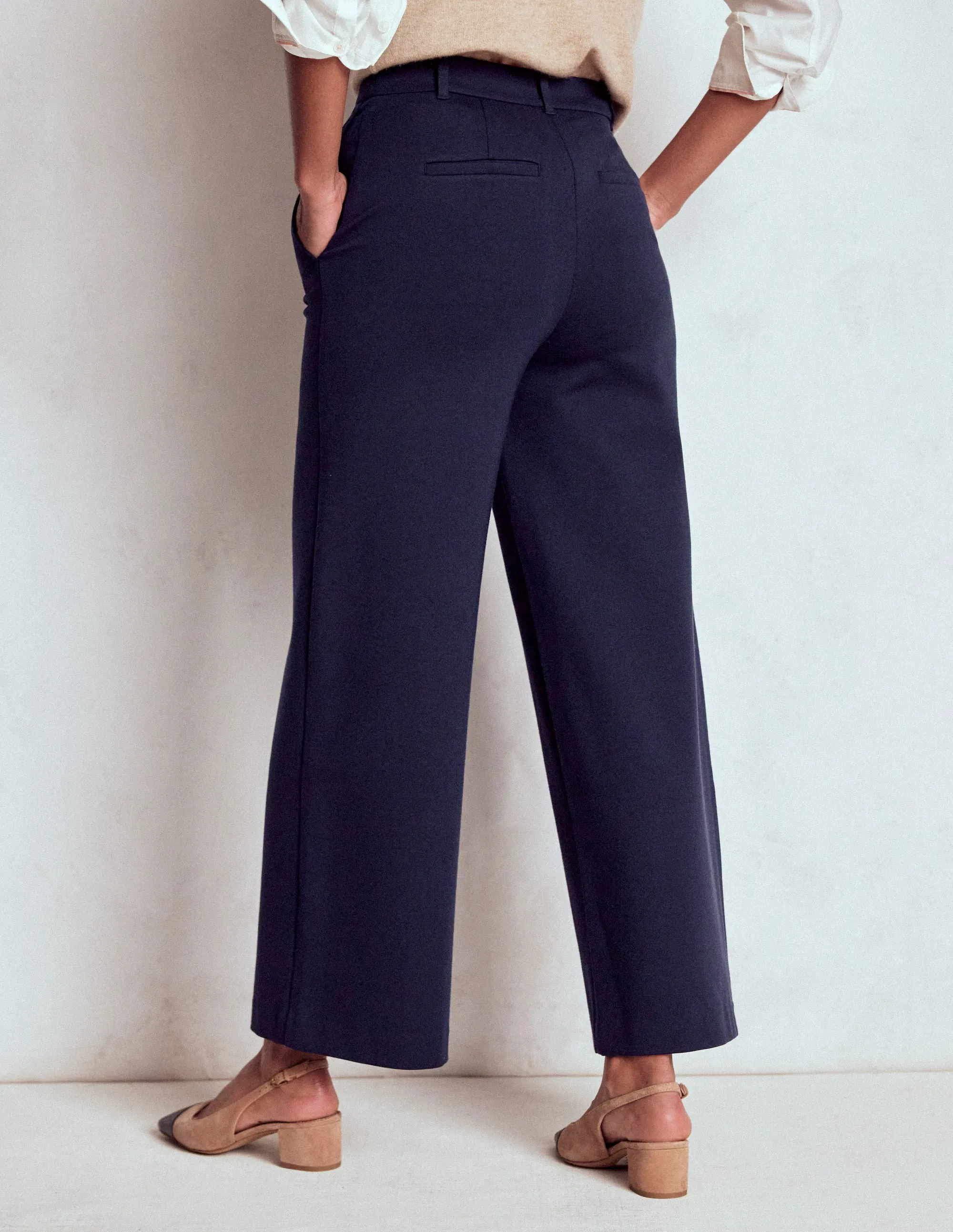 Belgravia Ponte Crop Trousers-Navy Relaxed Vibe Comfy Material