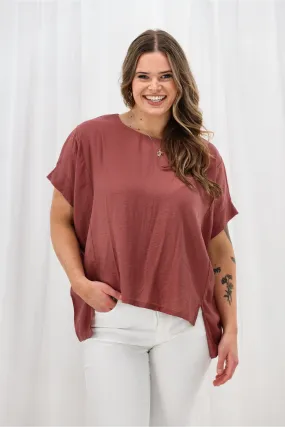 Double Stitched Hems Shine On Label Kensington Top Chocolate