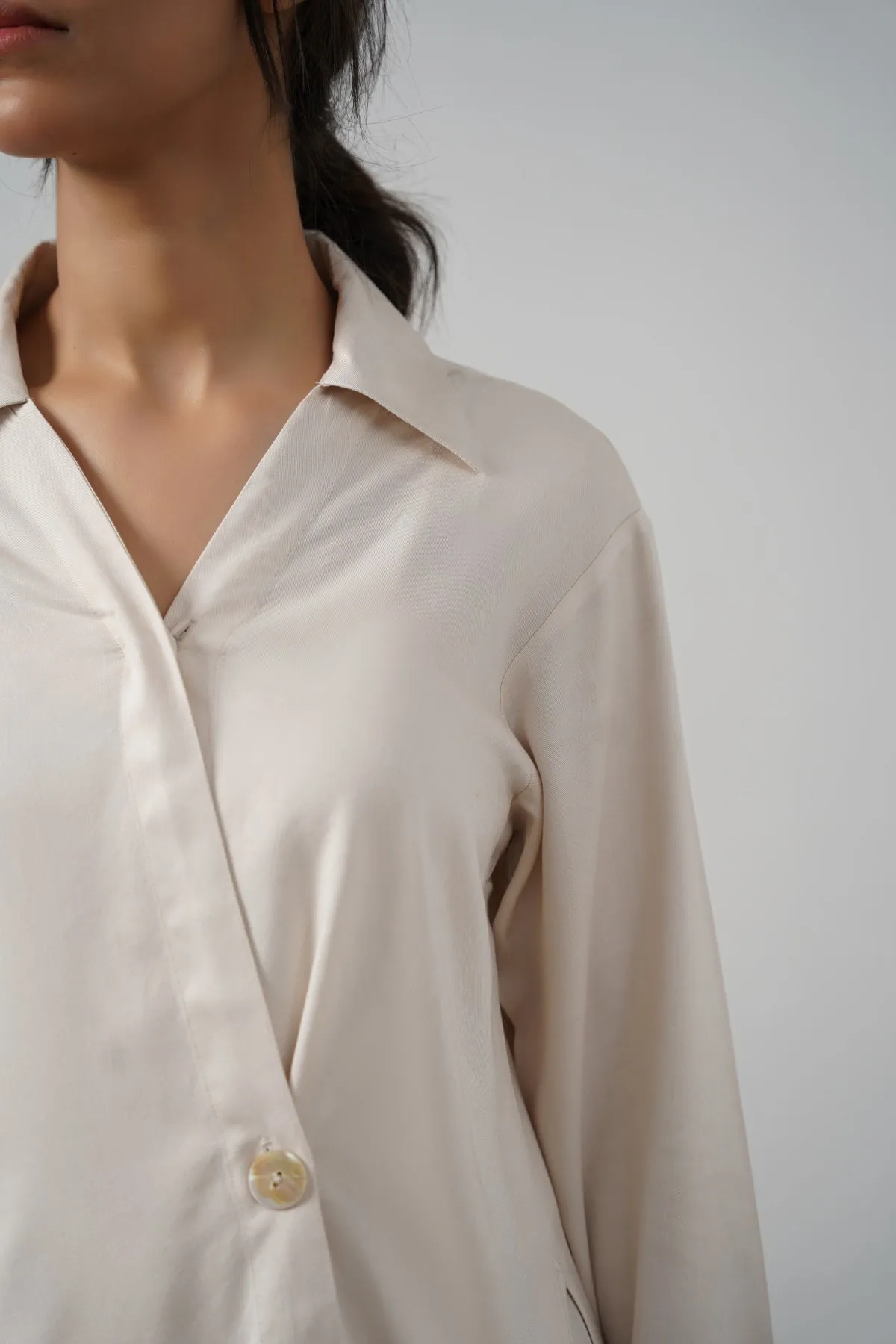 WRAP BLOUSE SHIRT Versatile Design