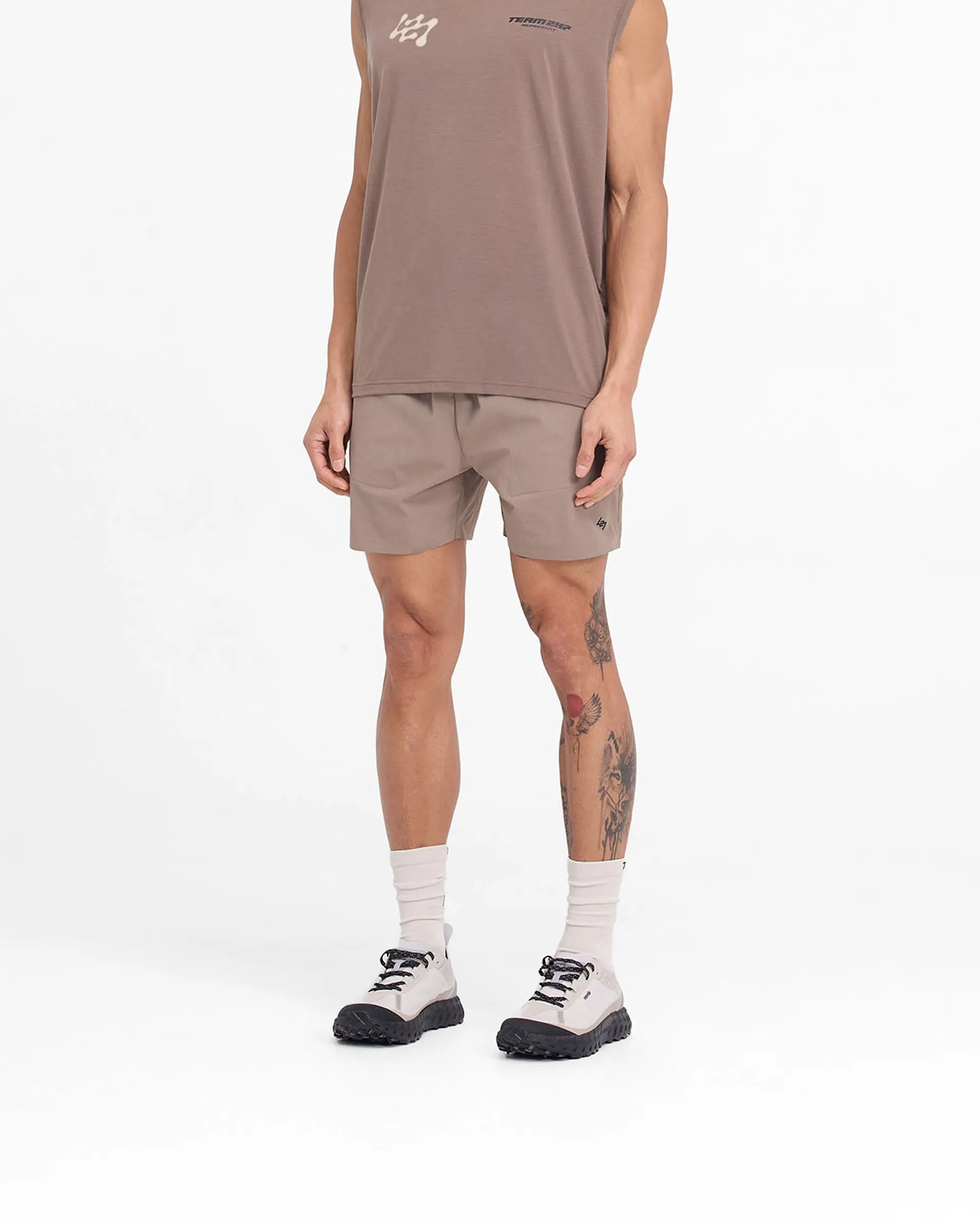 Comfortable Cut Chill Vibe Team 247 Fused Shorts - Umber