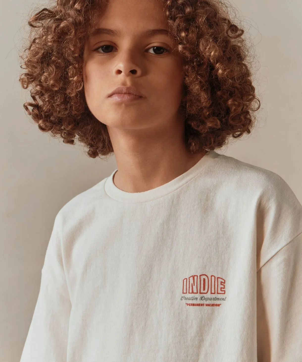 Minimalist purity The Penbroke Tee - Red Combo